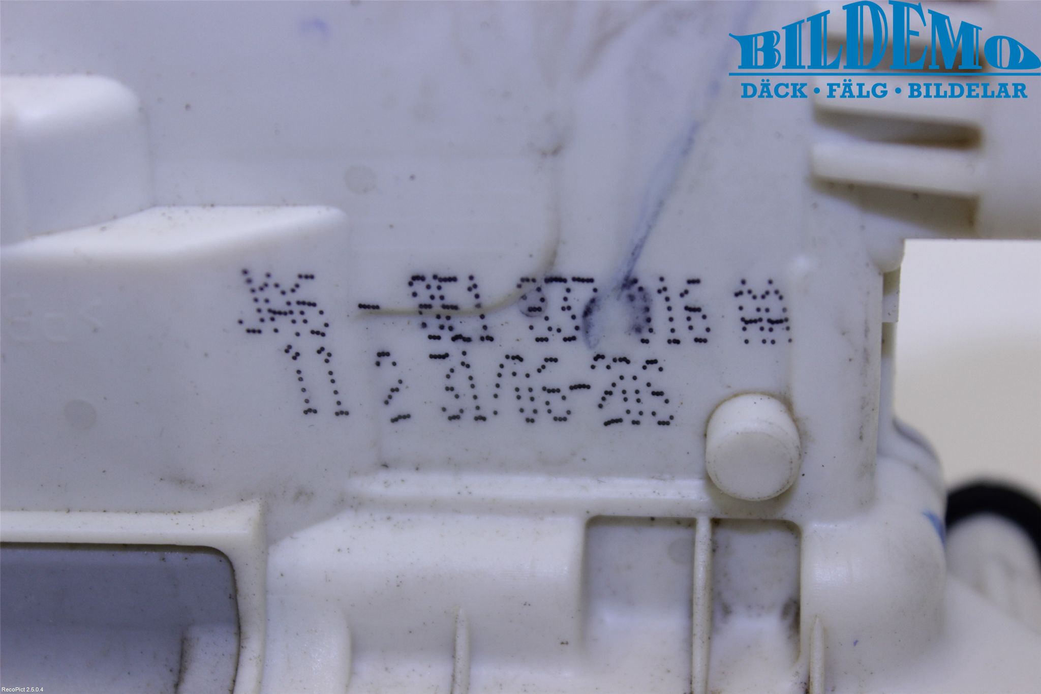 Audi A4/S4 05-07 Låskista-Dörrlås