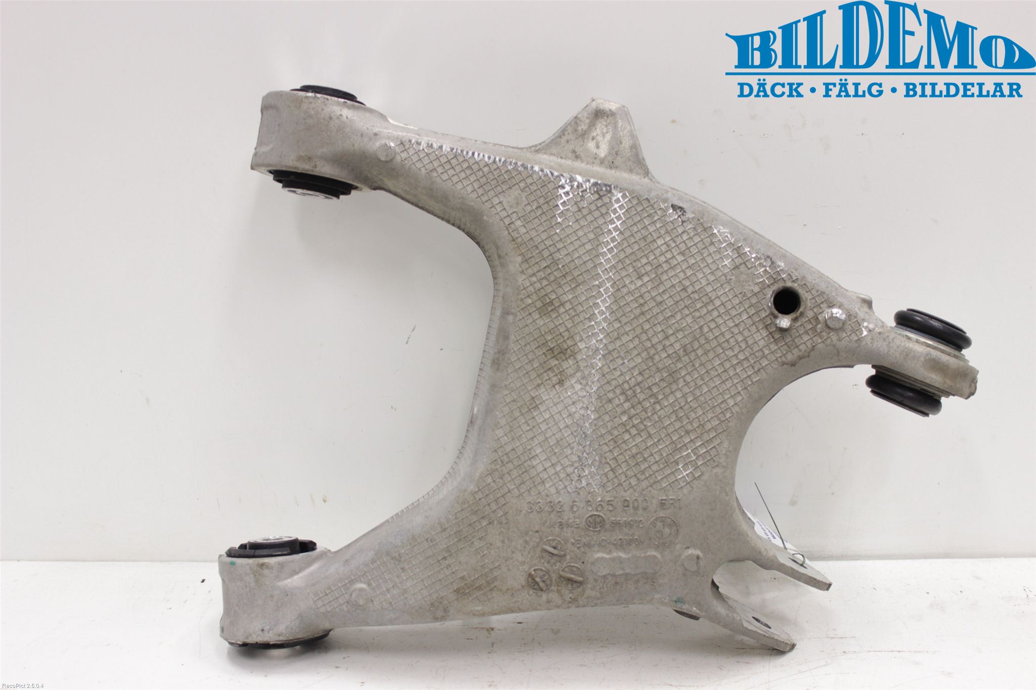 BMW 5 F10/F11/F18 09-17 Bärarm Bak Höger