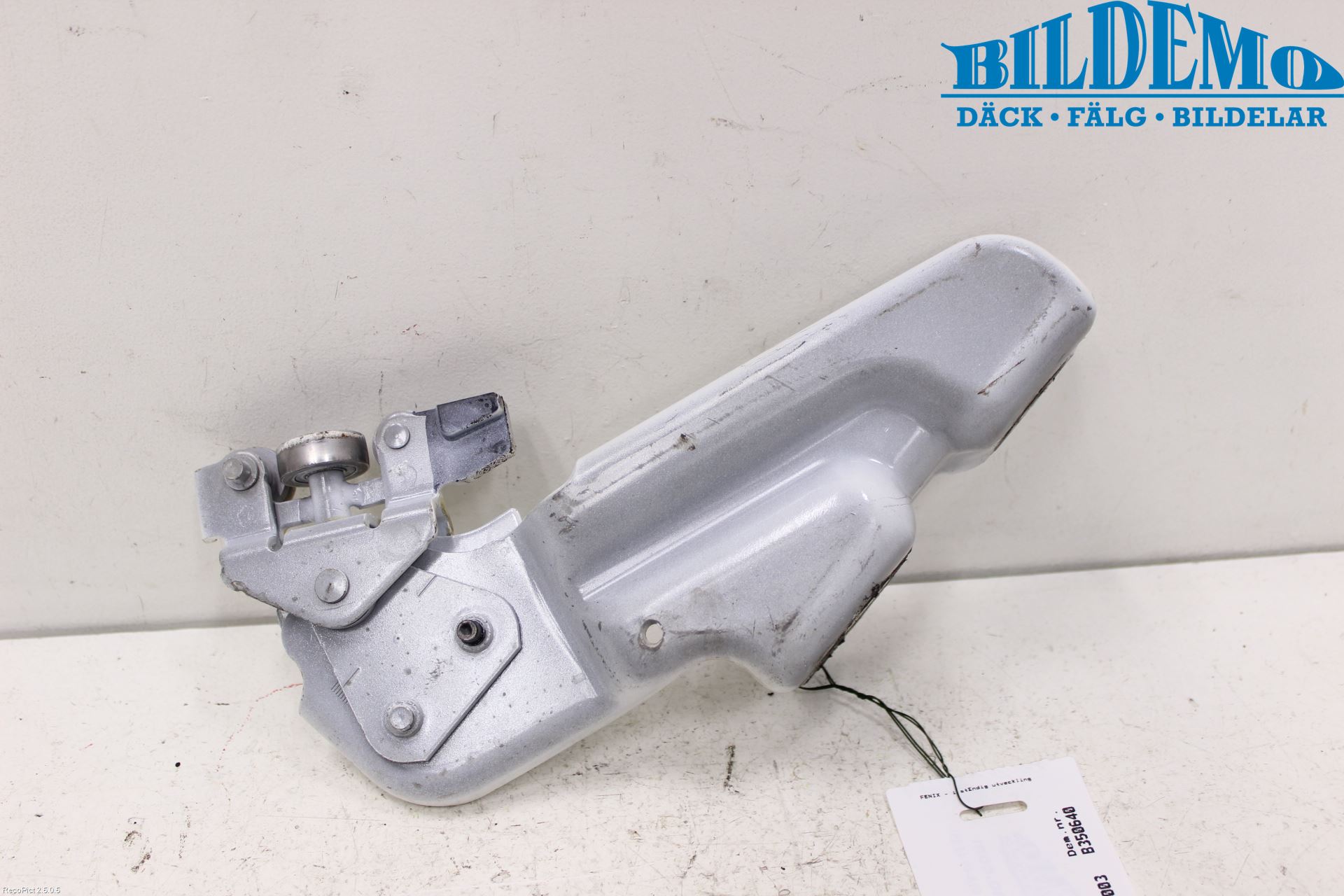 Nissan NV200/NV200 COMBI Dörrgångjärn