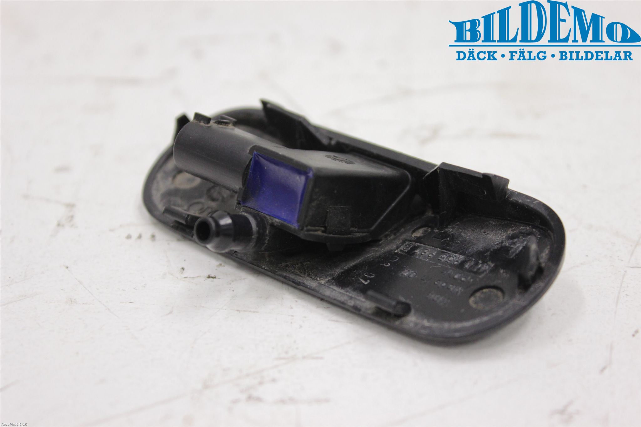 Audi A6/S6     05-11 Spolarmunstycke Rutor