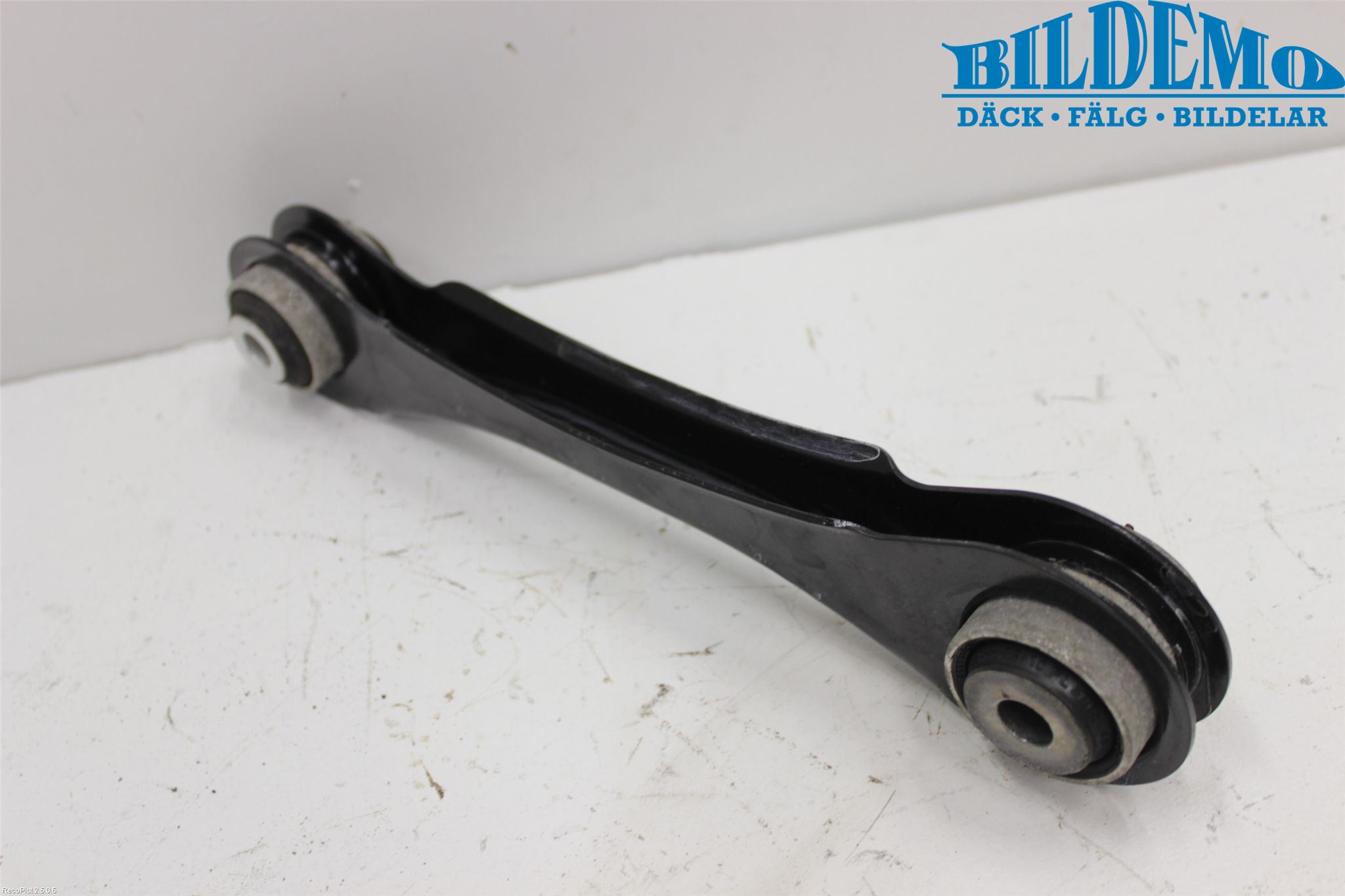 BMW 1 F20/F21 11-19 Bärarm Bak Övre Vänster