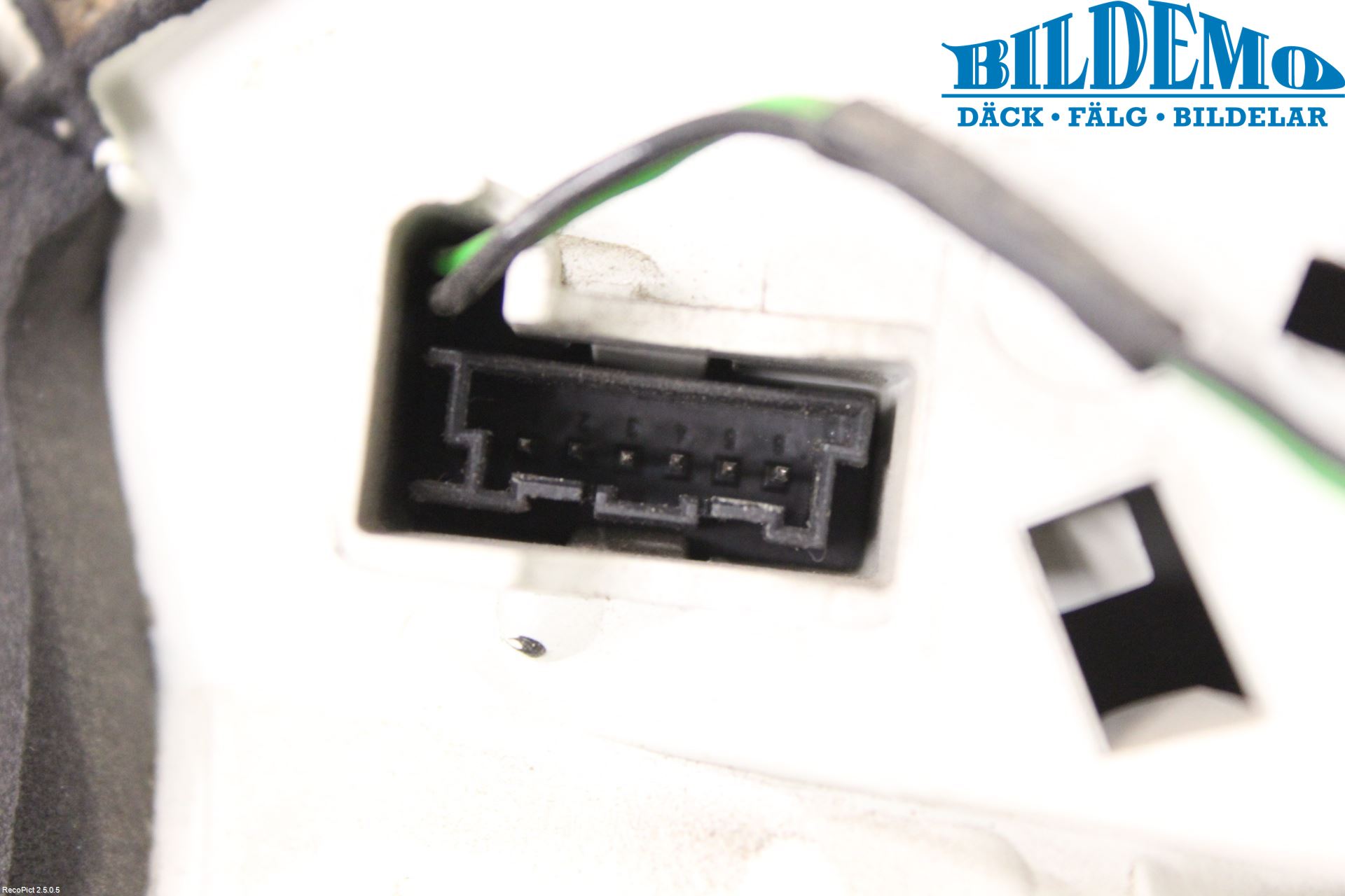 BMW 6 E63/64    02-10 Bakljus Vänster