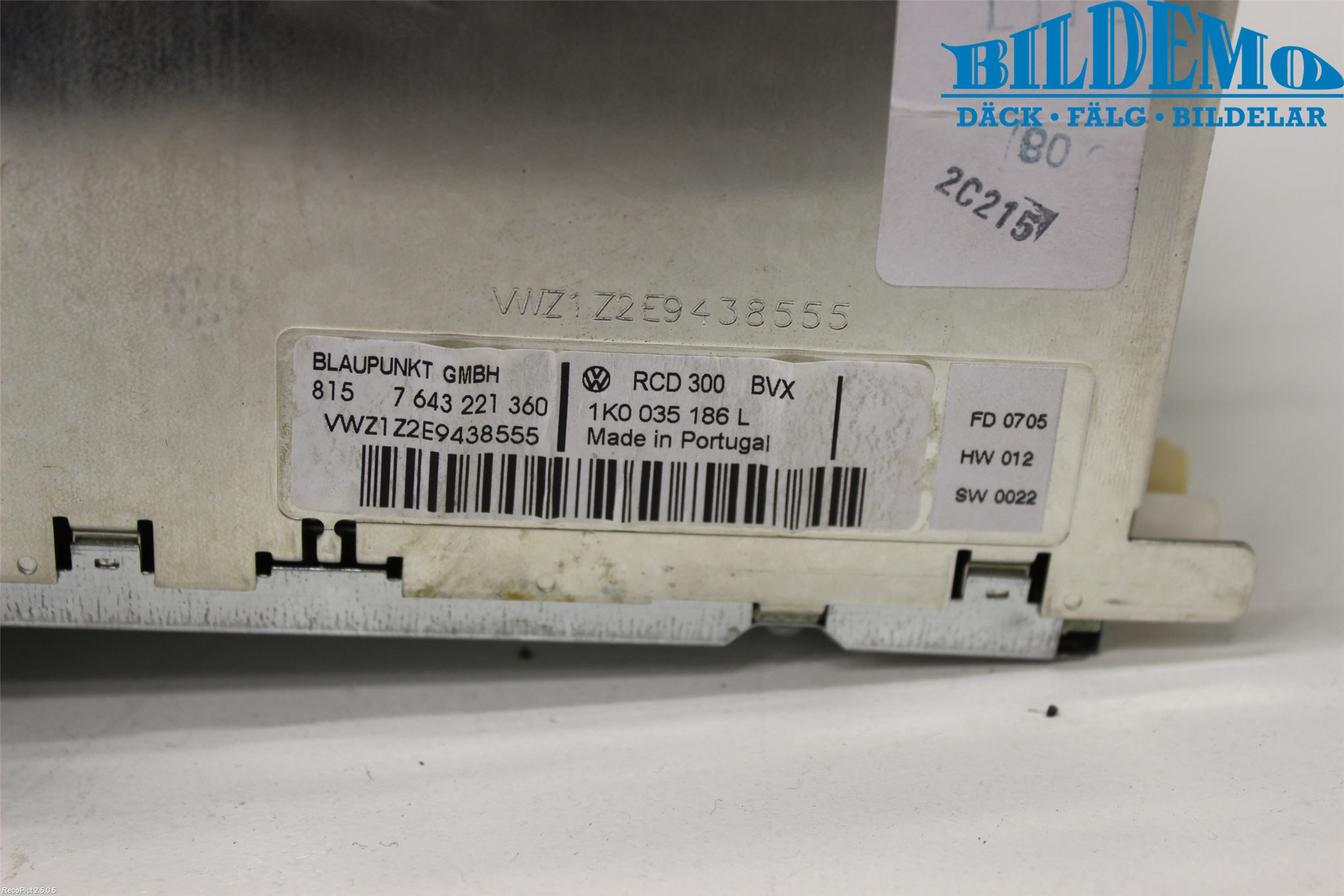 Volkswagen VW CADDY      04-10 Cd Radio - Multimediapanel