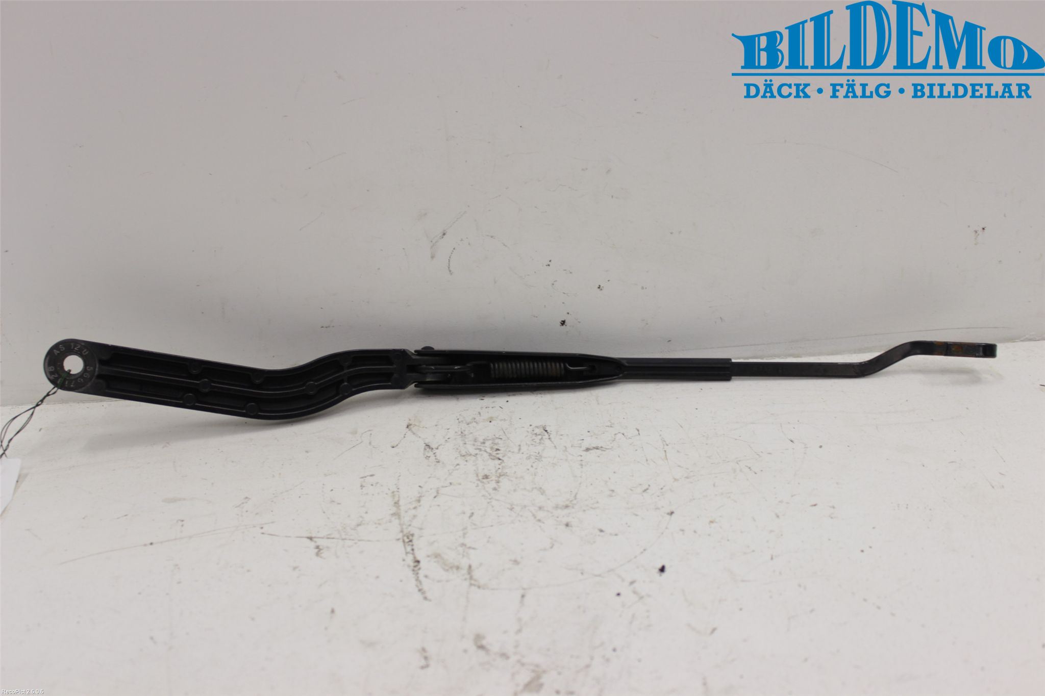 Saab 9-5 -05 Torkararm Armar Vindruta