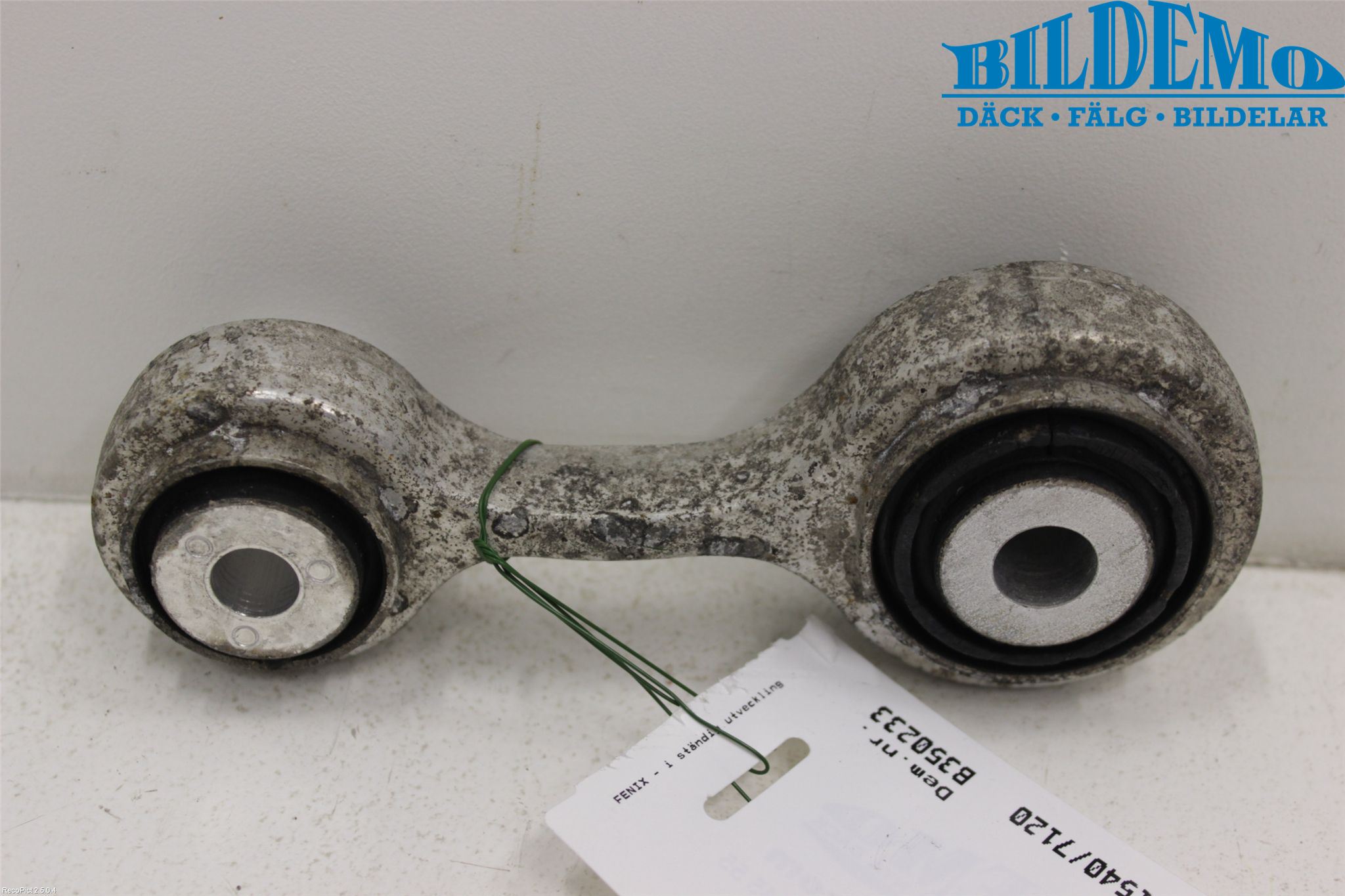 BMW 5 F10/F11/F18 09-17 Bärarm Bak Vä-Hö