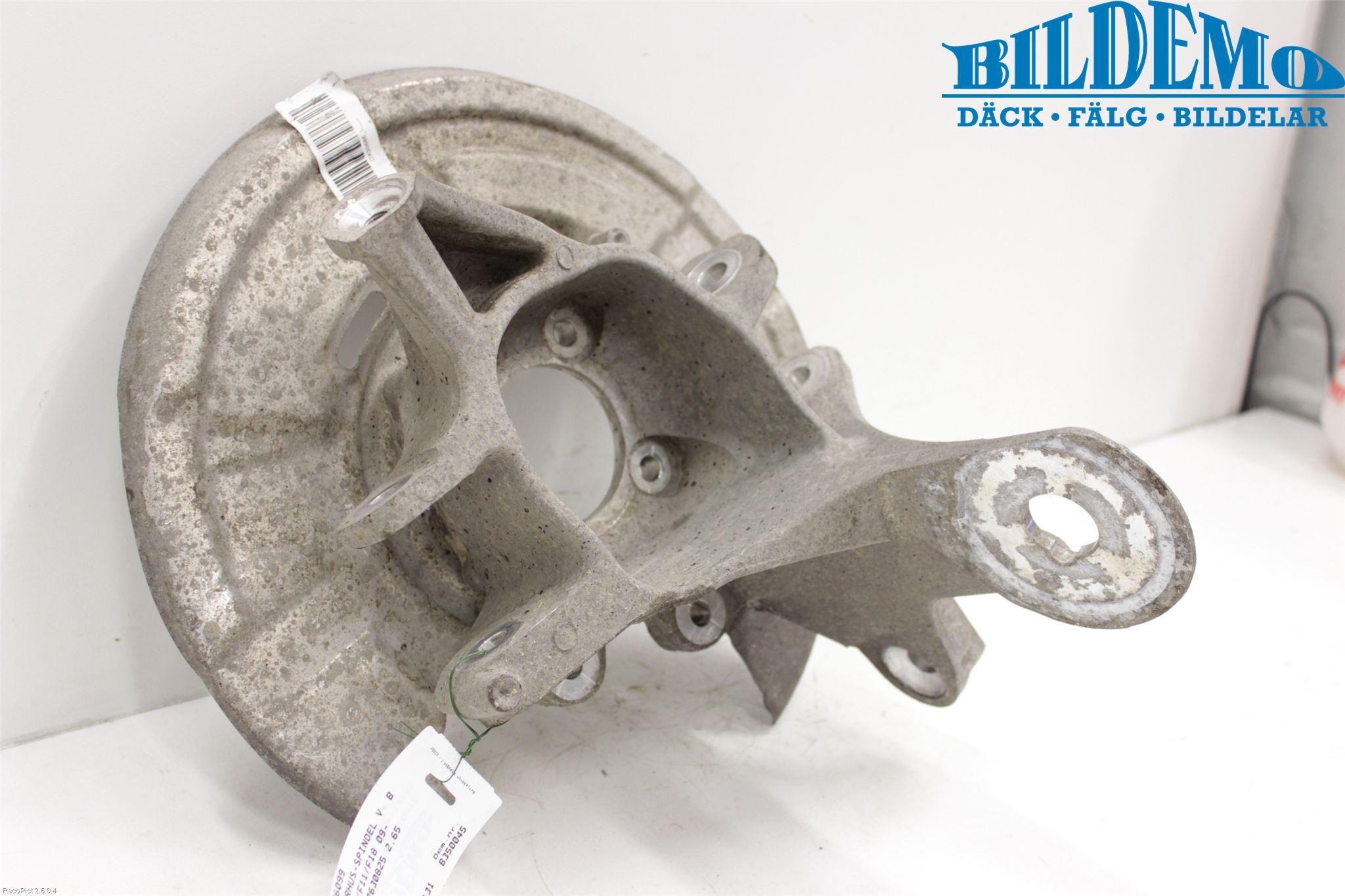 BMW 5 F10/F11/F18 09-17 Hjullagerhus-Spindel Vä B