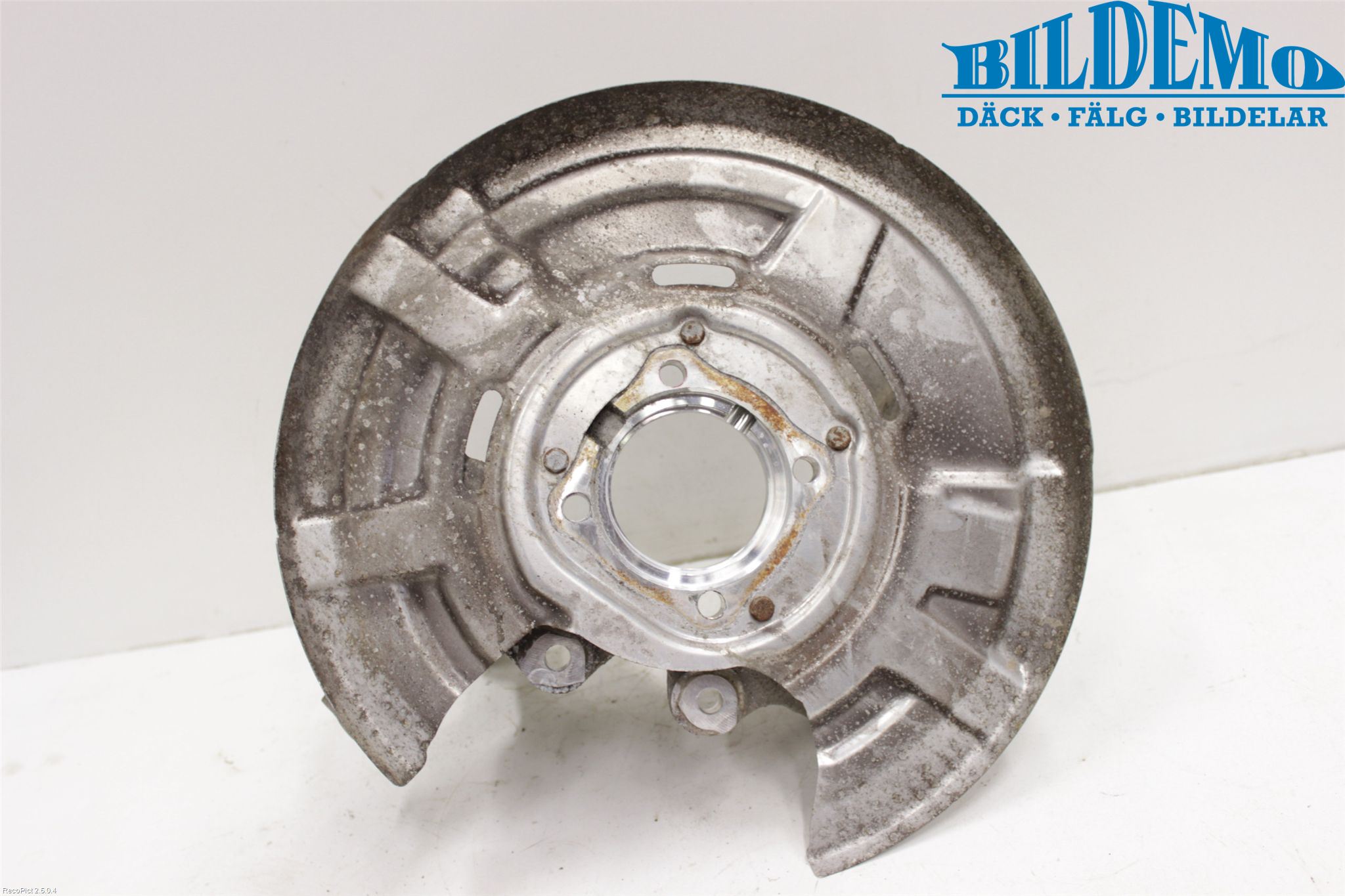BMW 5 F10/F11/F18 09-17 Hjullagerhus-Spindel Vä B