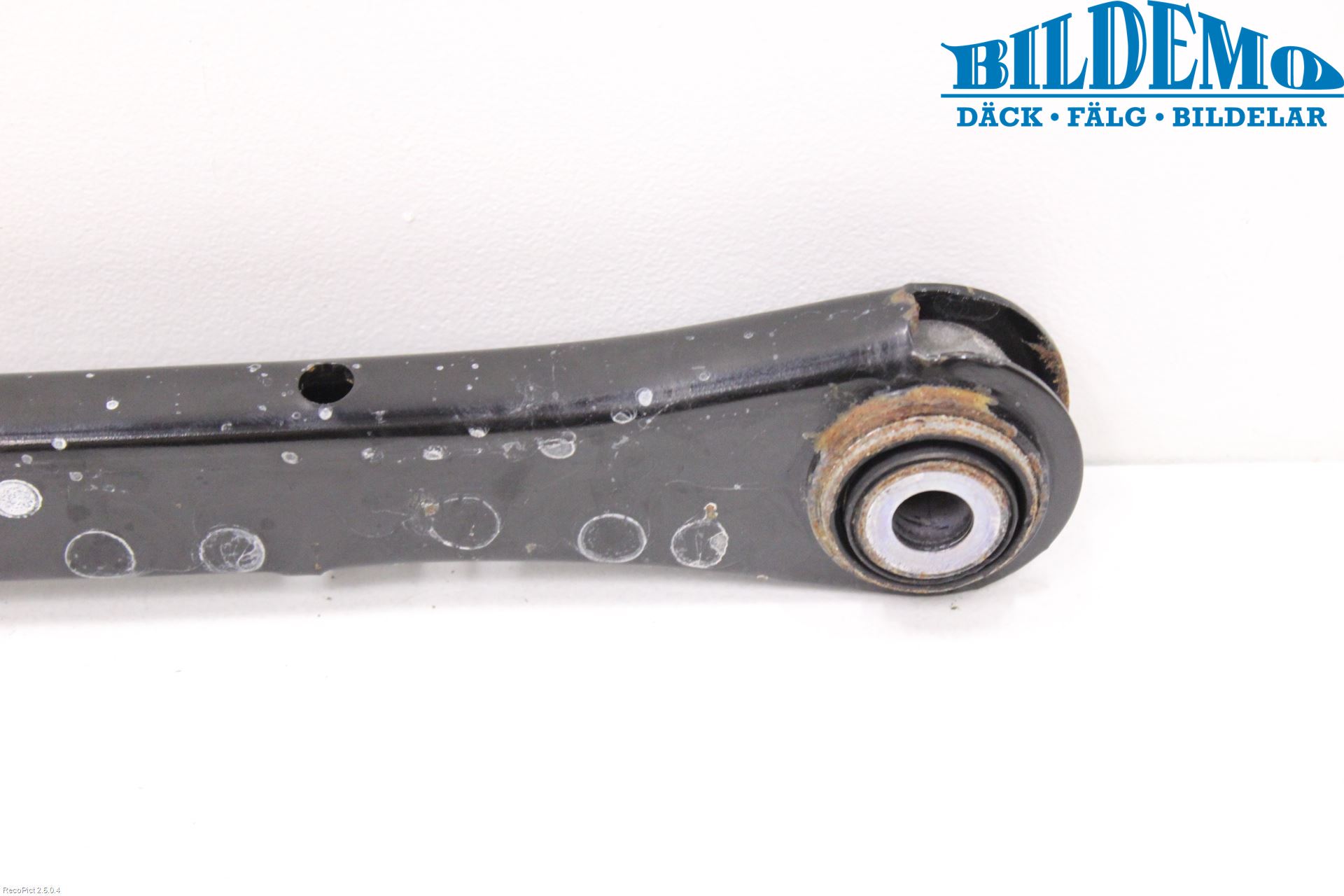 Mini CLUBMAN R55 06-14 Bärarm Bak Övre Höger