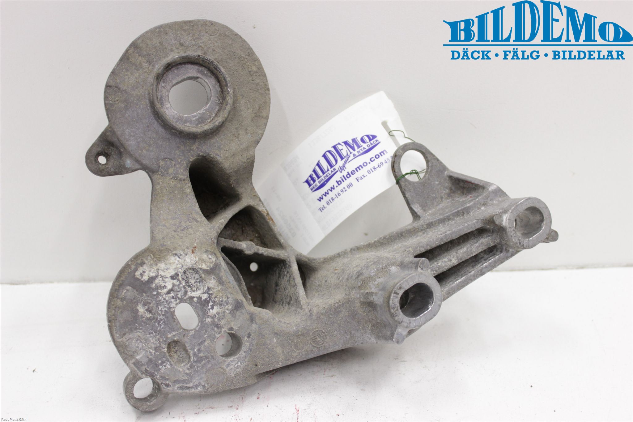 Audi A6/S6     05-11 Motorfäste