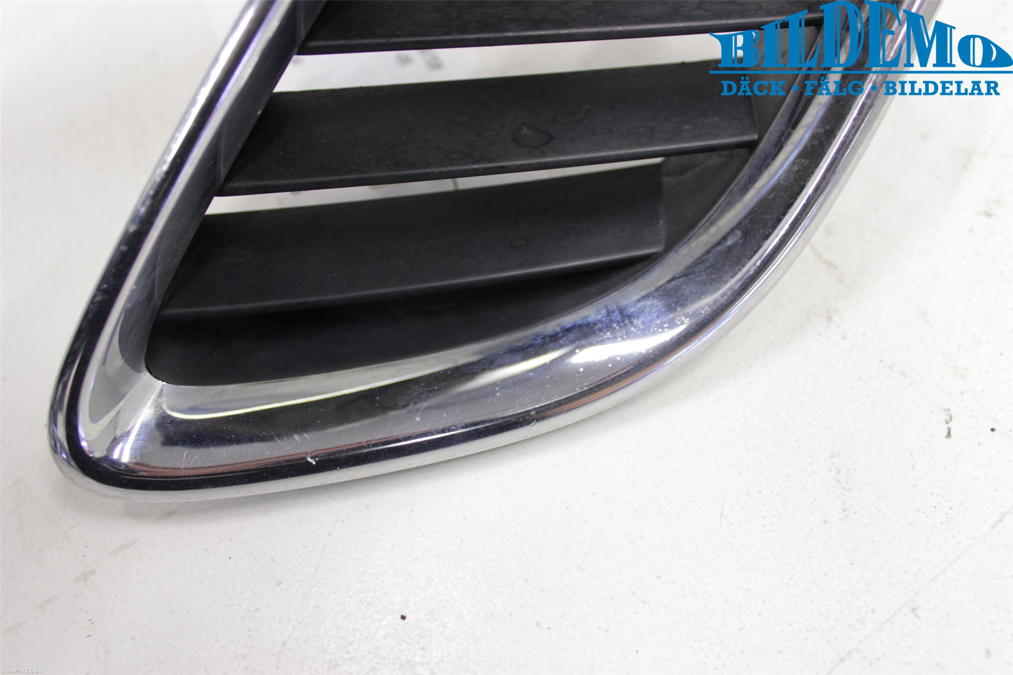 Saab 9-5 -05 Grilldel Vänster