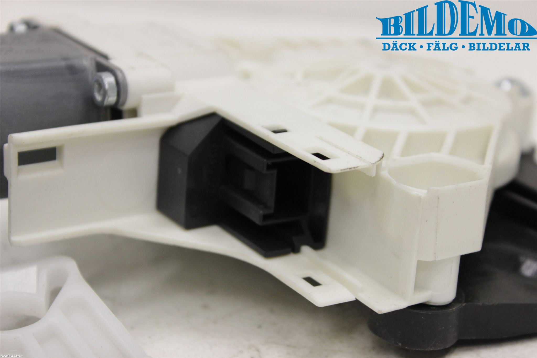 Audi Q5 09-16 Fönsterhiss El Kompl