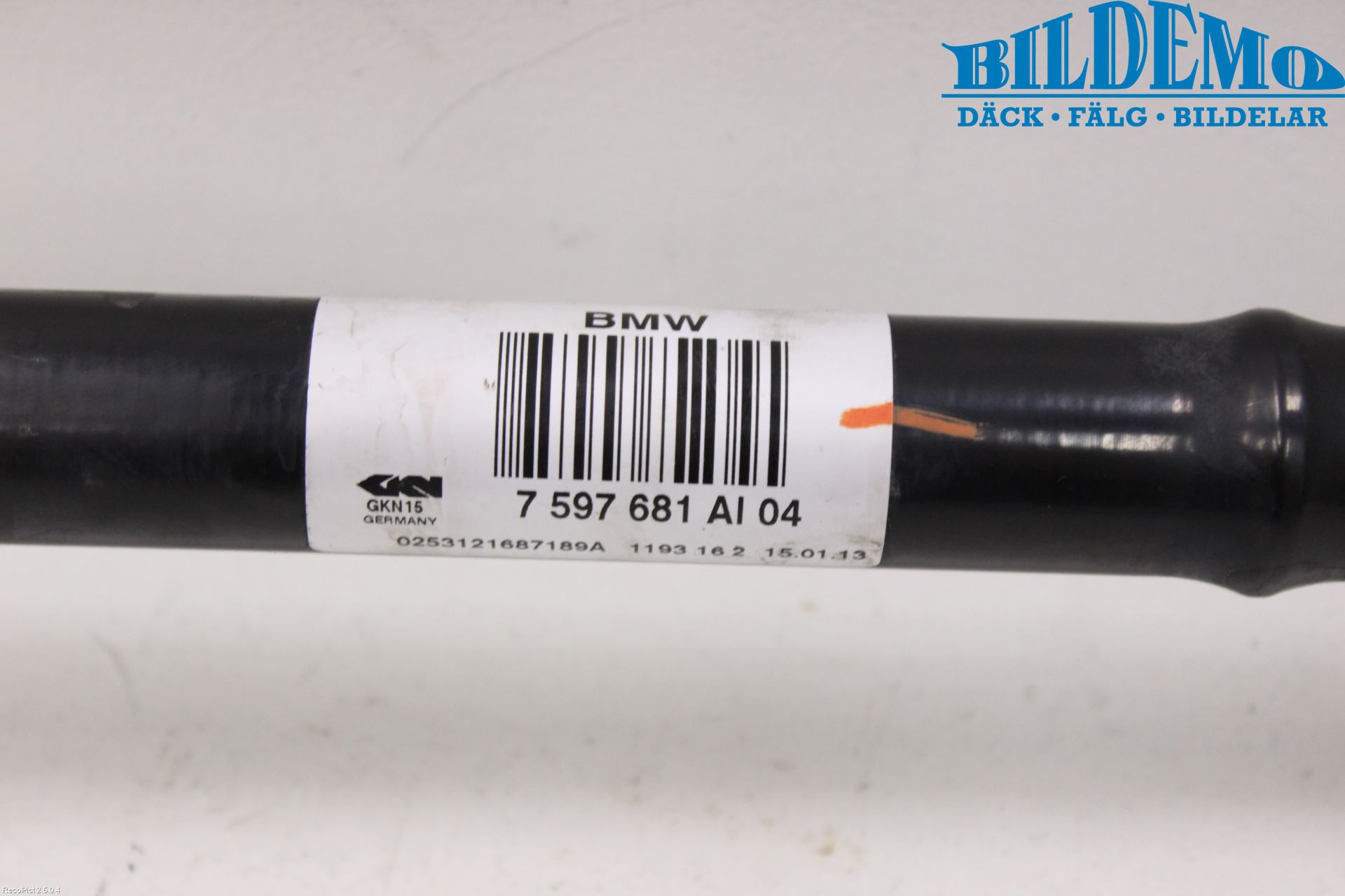 BMW 3 F30/F31/F80 12-19 Drivaxel Bak Vänster