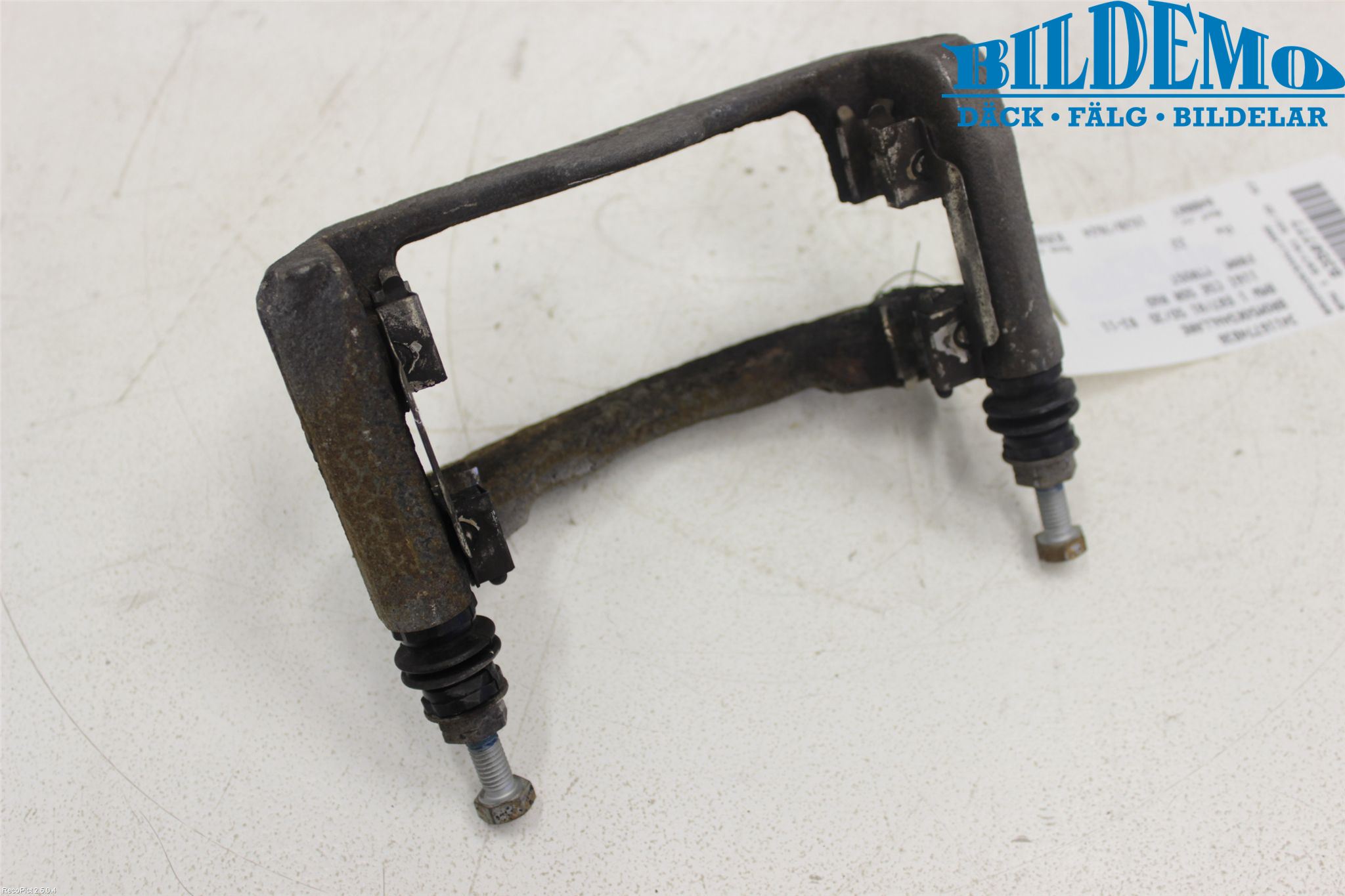 BMW 1 E87/81 5D/3D 03-11 Bromsokshållare