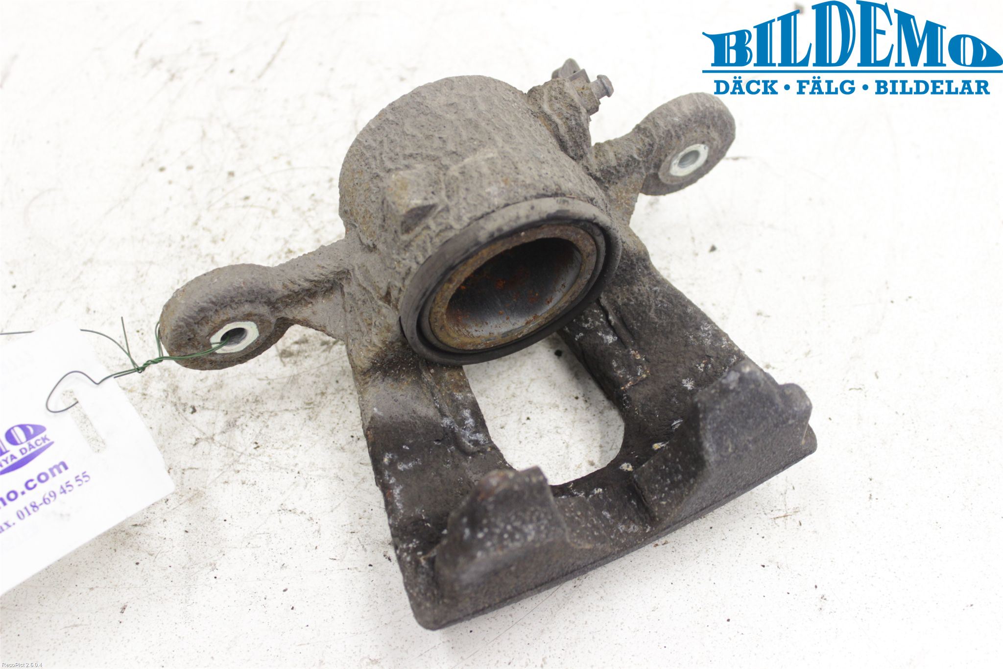 BMW 1 E87/81 5D/3D 03-11 Bromsok Fram Vänster