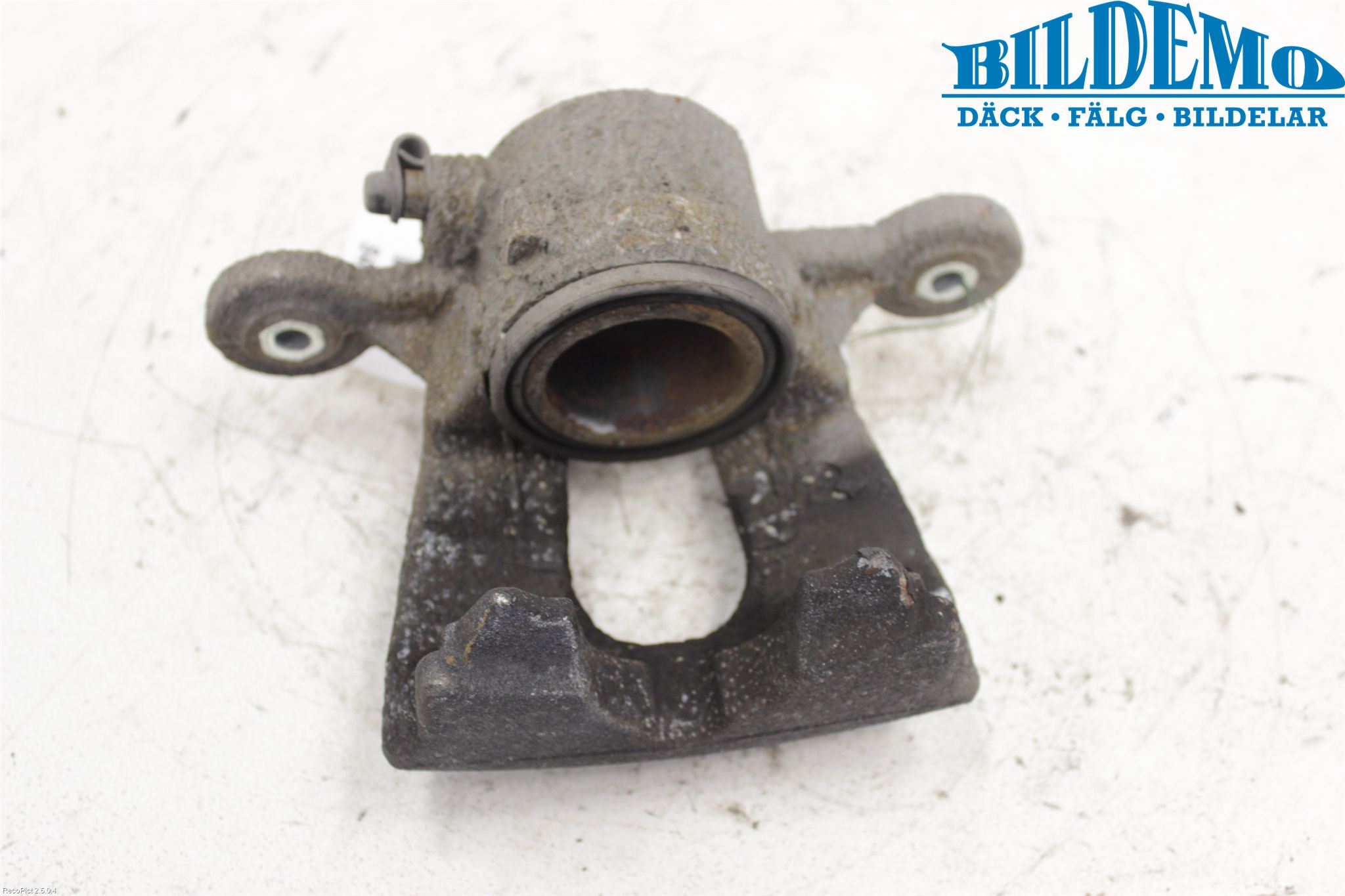 BMW 1 E87/81 5D/3D 03-11 Bromsok Fram Höger