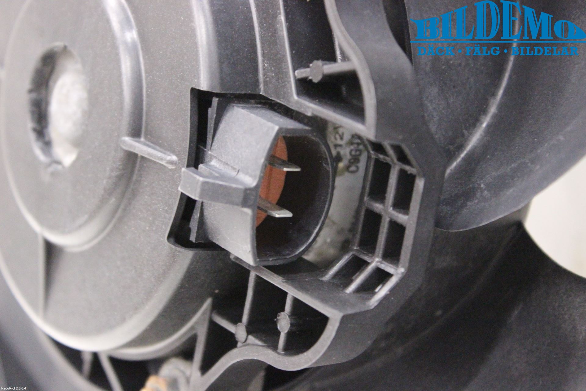 Mazda 2 (DY) 03-07 Kylfläkt El