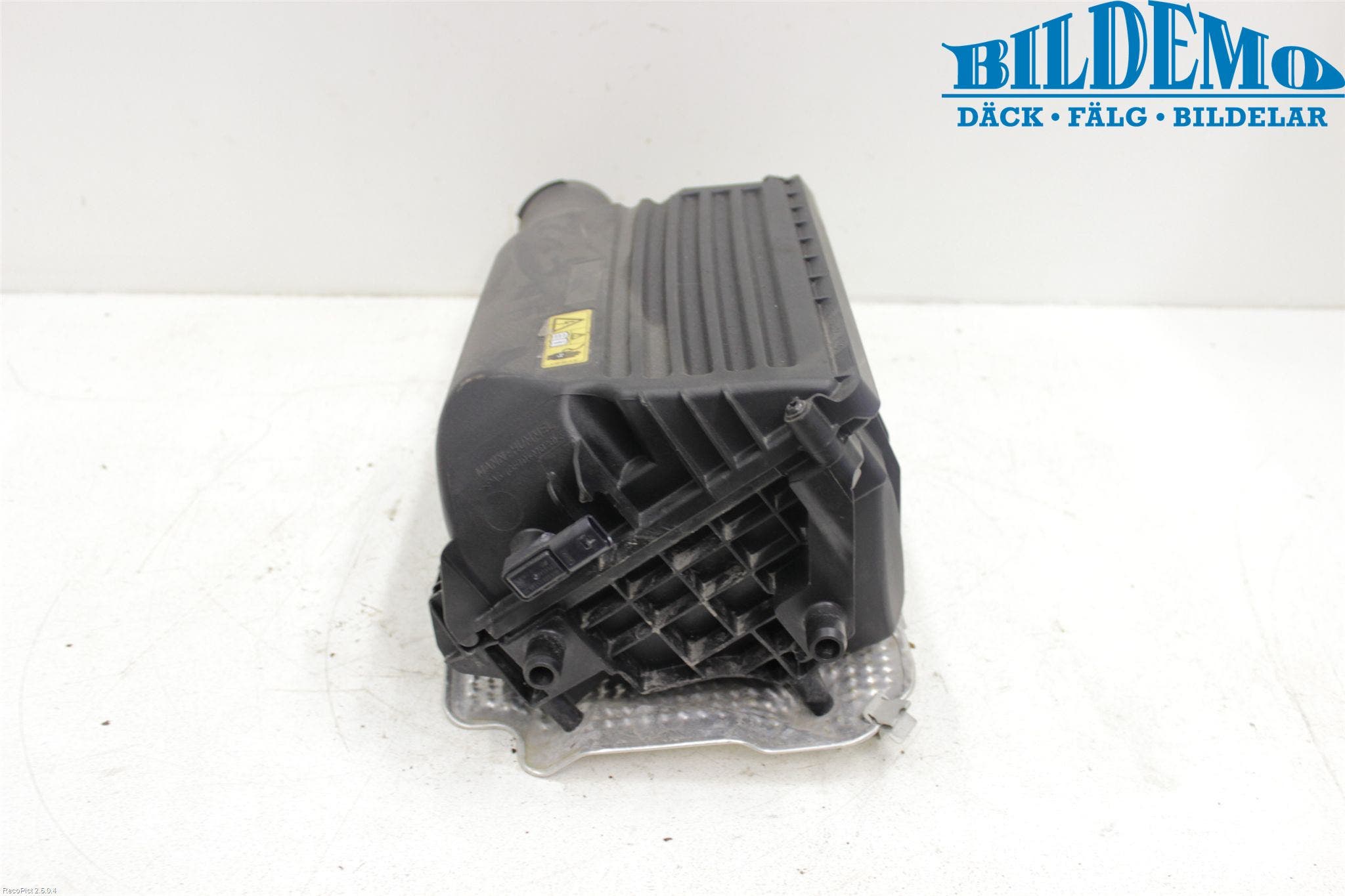 Mercedes-Benz MB E-KLASS (W212) 09-16 Luftrenare