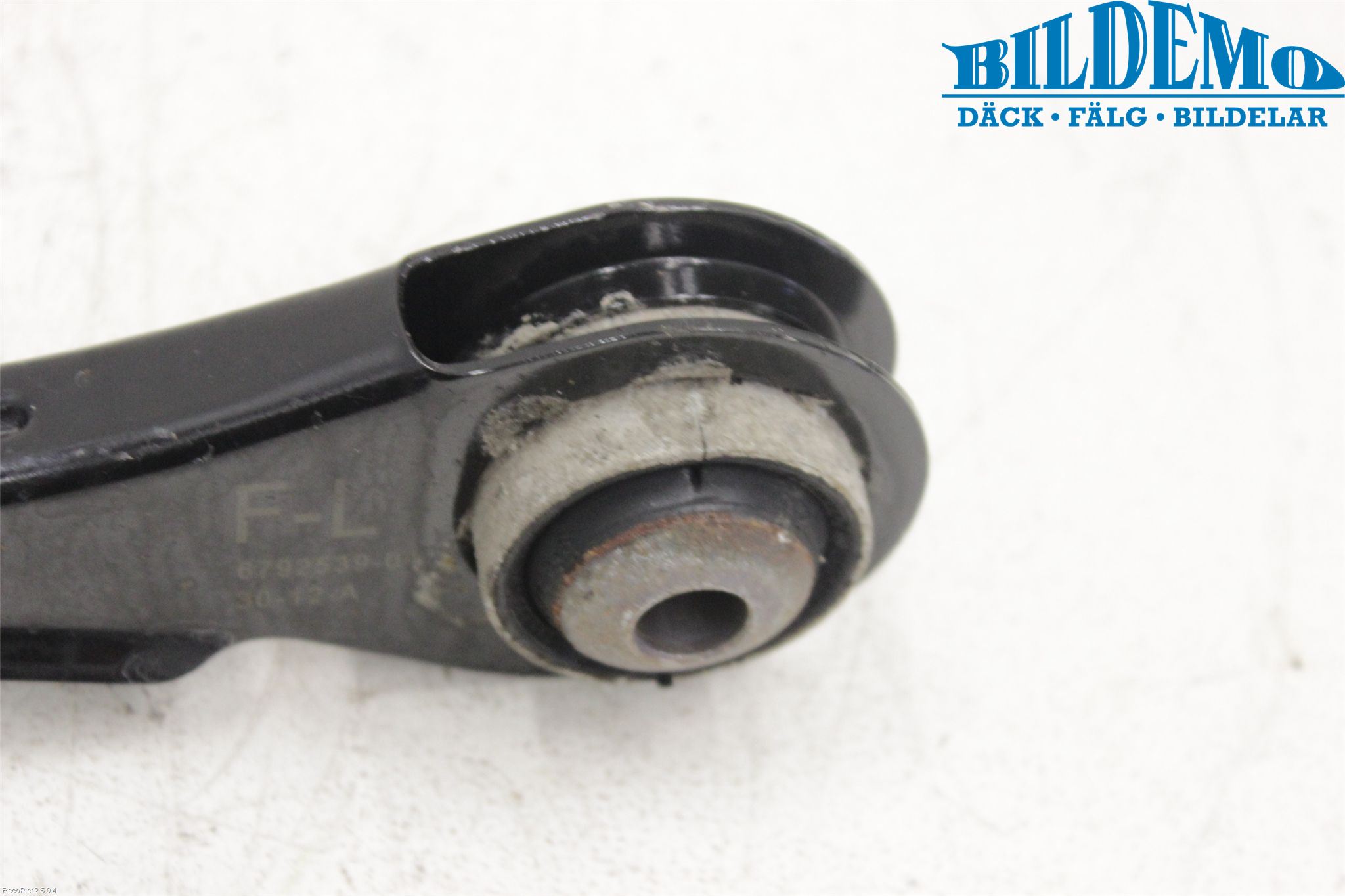 BMW 1 F20/F21 11-19 Bärarm Bak Övre Vänster