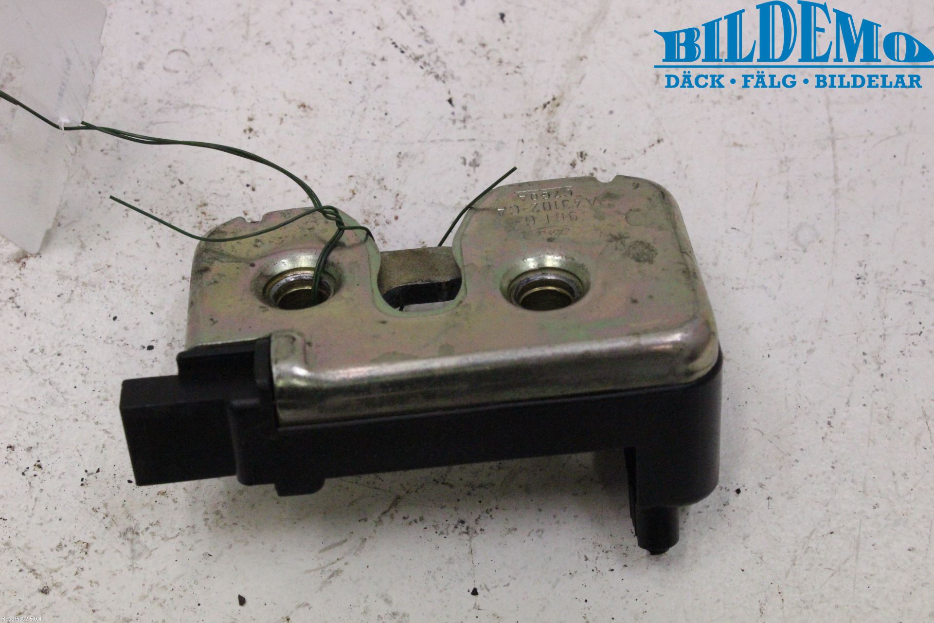 Ford FIESTA     96-99 Låskista Baklucka