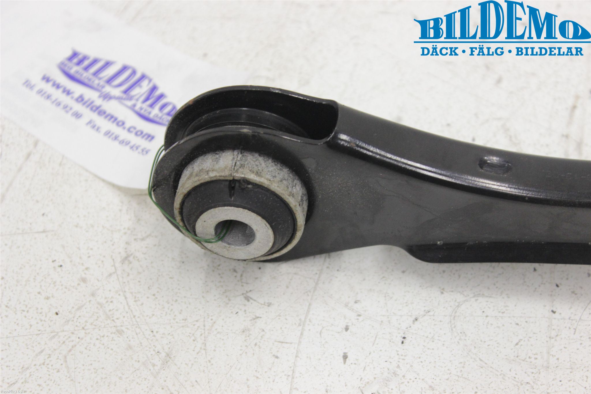 BMW 3 F30/F31/F80 12-19 Bärarm Bak Höger