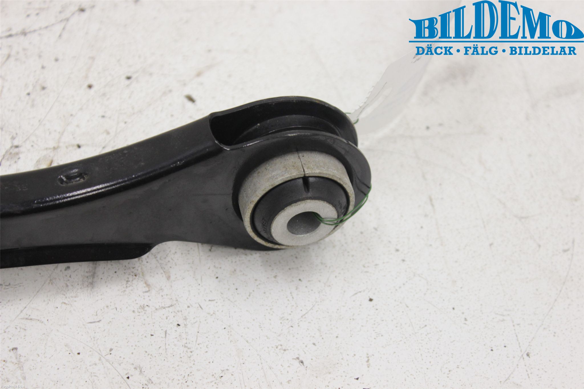 BMW 3 F30/F31/F80 12-19 Bärarm Bak Vänster