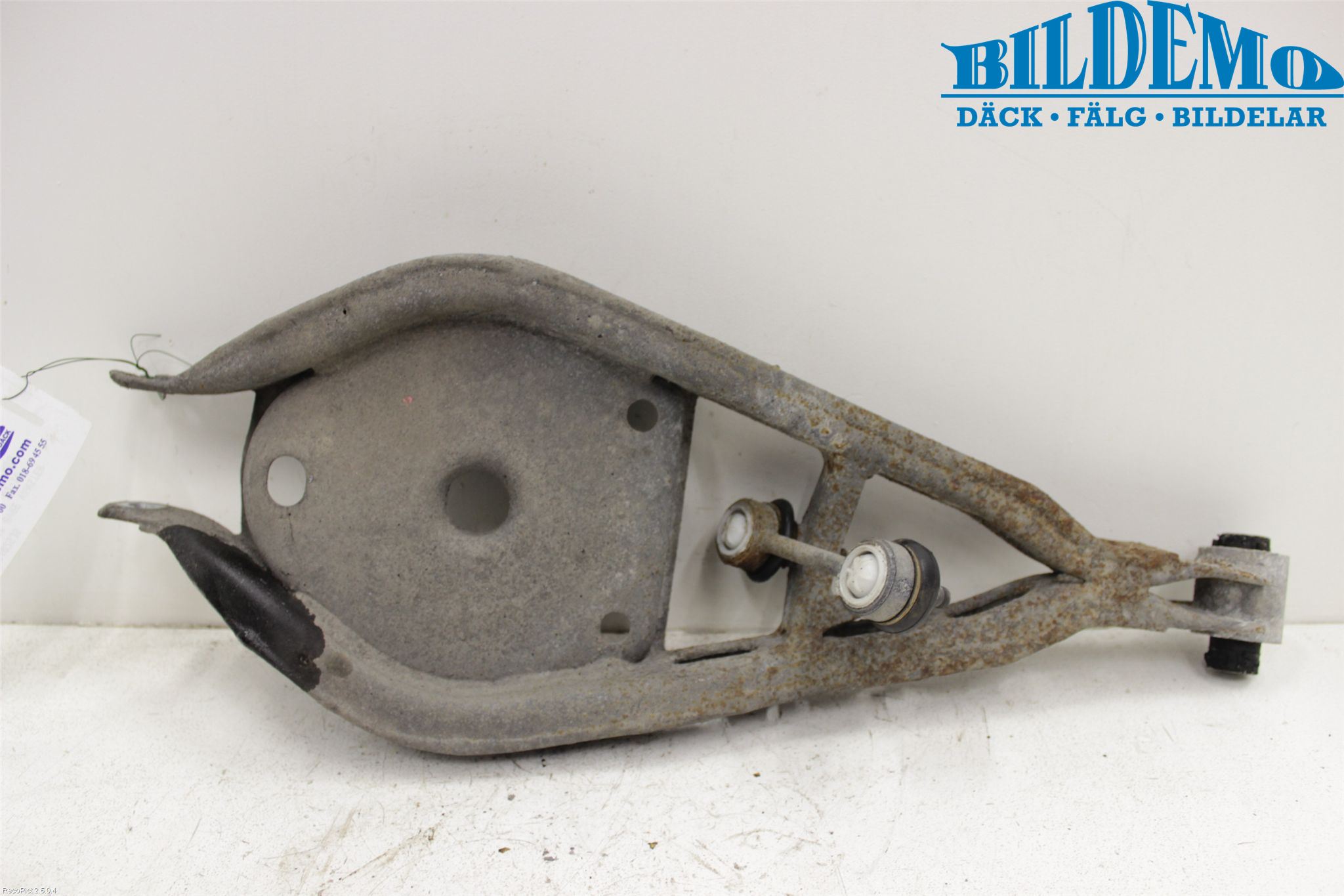 BMW X3 E83     03-10 Bärarm Bak Övre Vänster