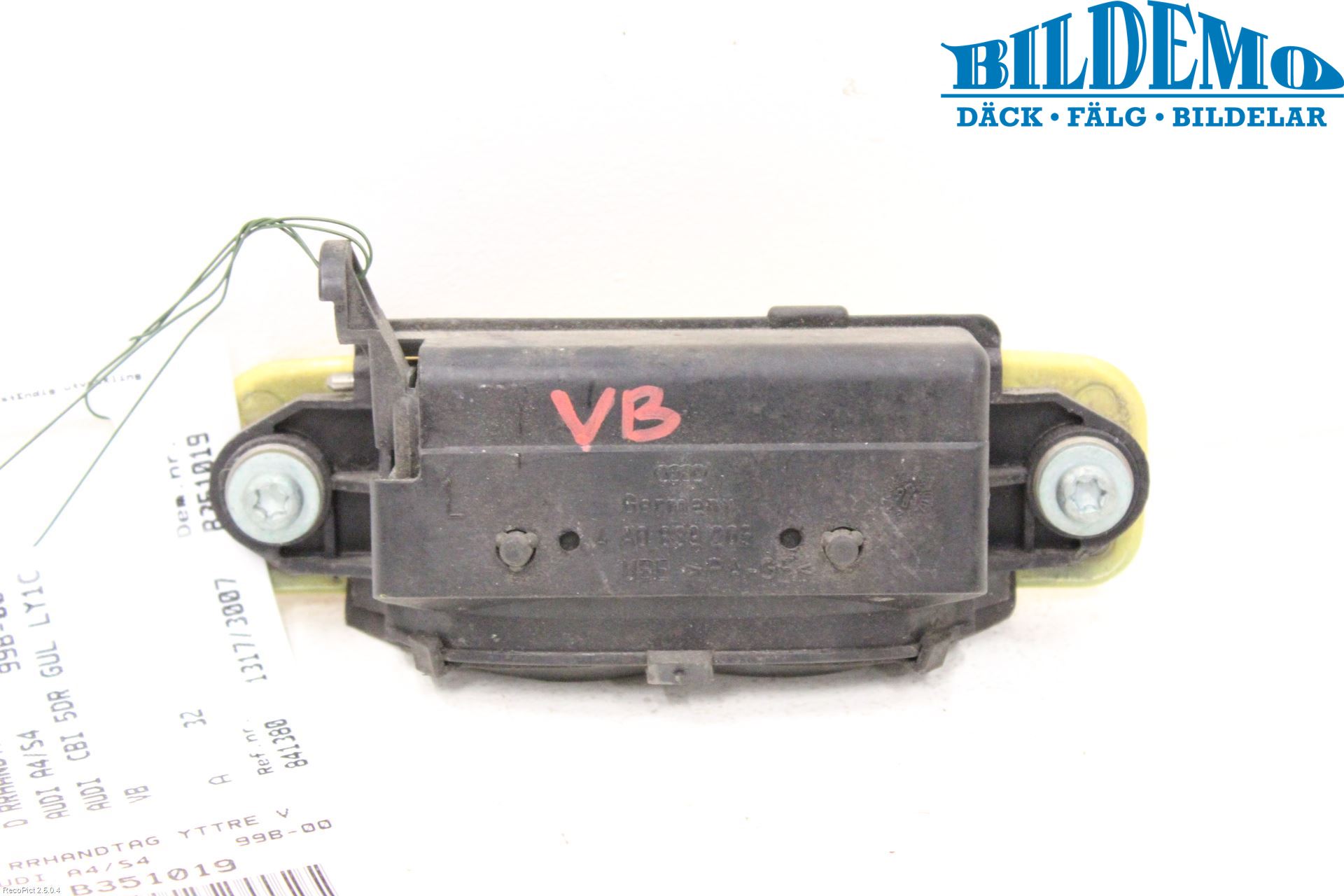 Audi A4/S4 99B-00 Dörrhandtag Yttre Vä