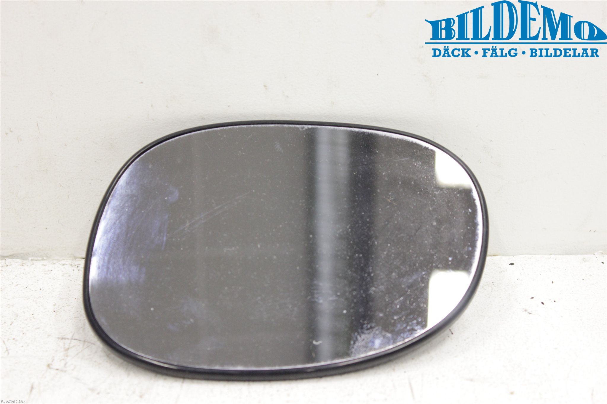 Peugeot 1007 Spegelglas Vä