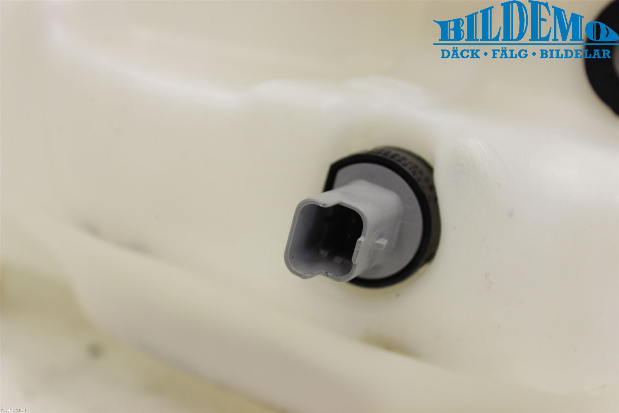 Peugeot 1007 Spolartank Vindruta-Strål