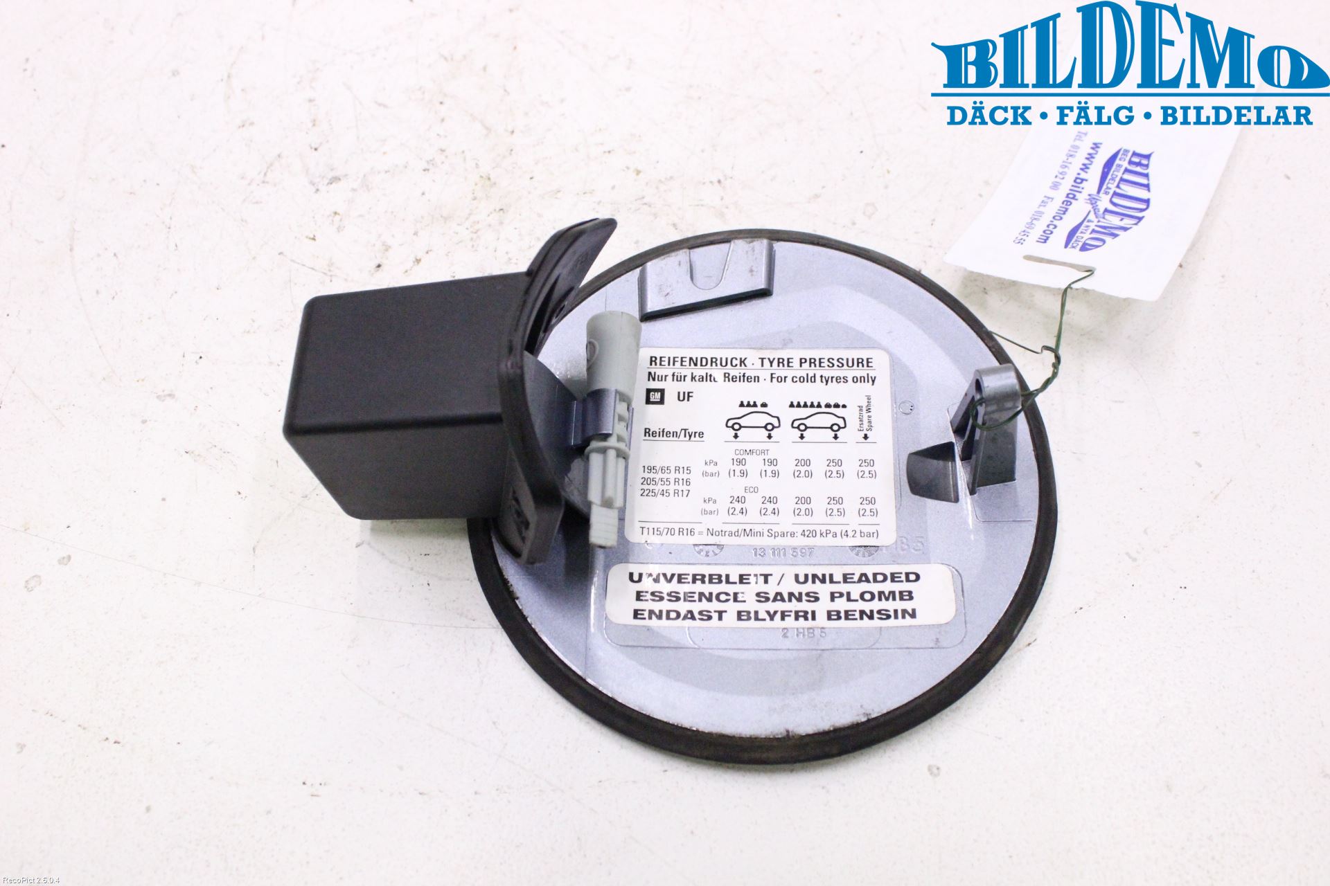 Opel ASTRA H 04-12 Tanklucka