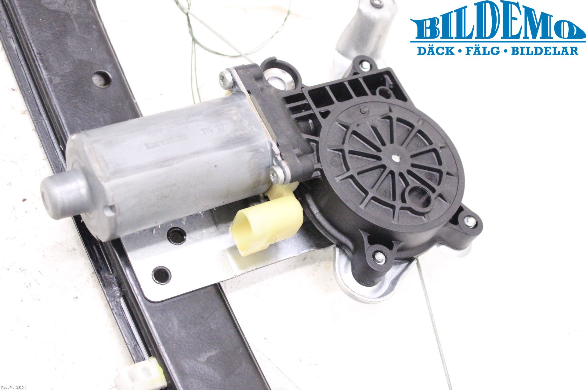 Volvo XC70 05-07 Fönsterhiss El Kompl