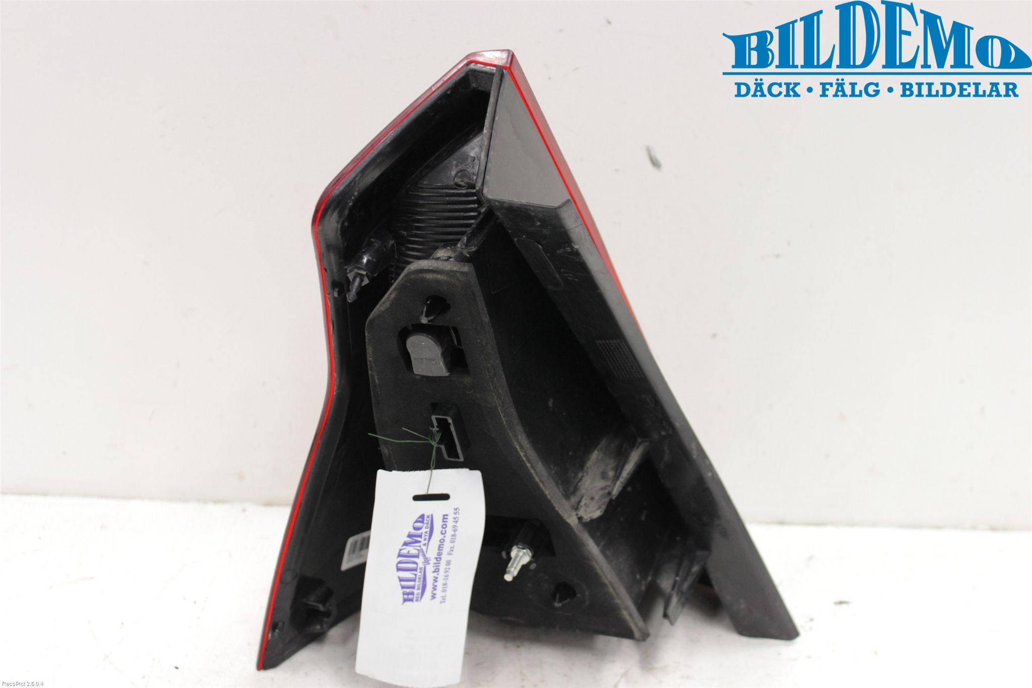 Dacia SANDERO 09-13 Bakljus Höger