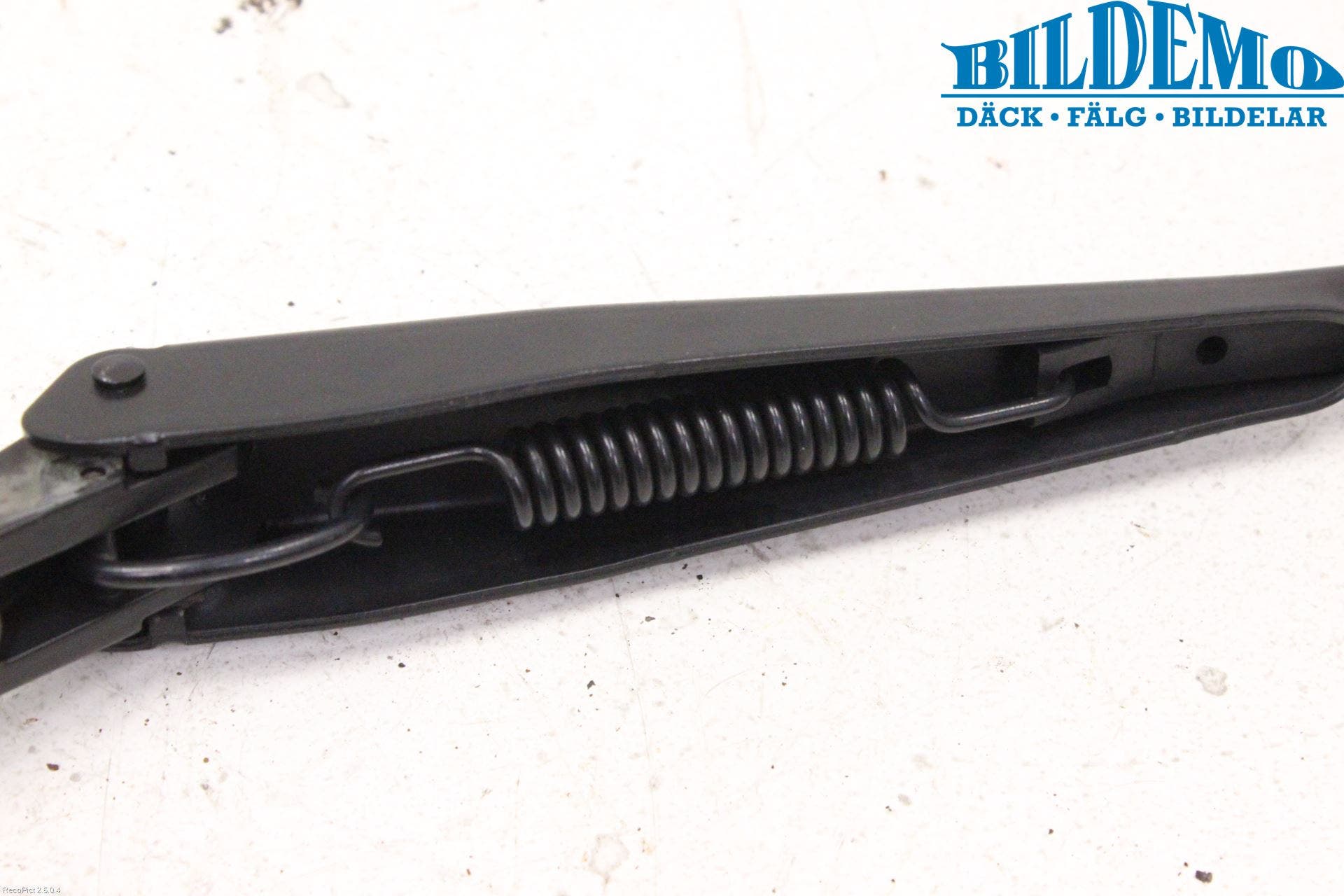 Mercedes-Benz MB E-KLASS (W212) 09-16 Torkararm Armar Vindruta