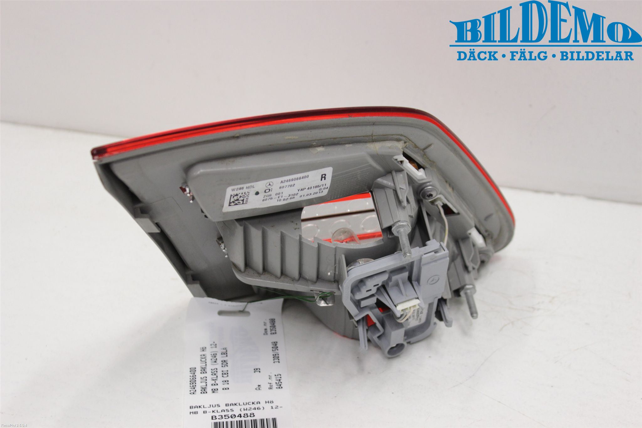 Mercedes-Benz MB B-KLASS (W246/W242) 12-19 Bakljus Lucka Hö