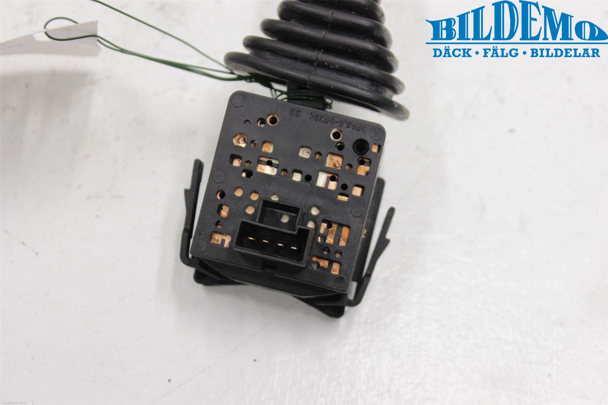 Opel CORSA C    00-06 Spak Torkar-Spolomk