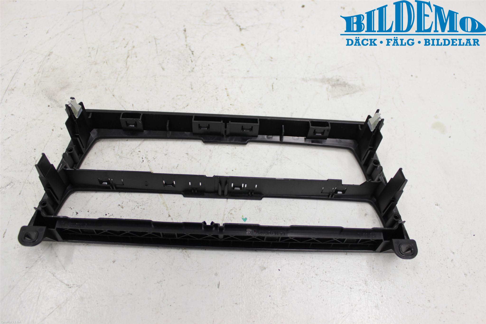 BMW 1 F20/F21 11-19 Instrument-Radio Sarg