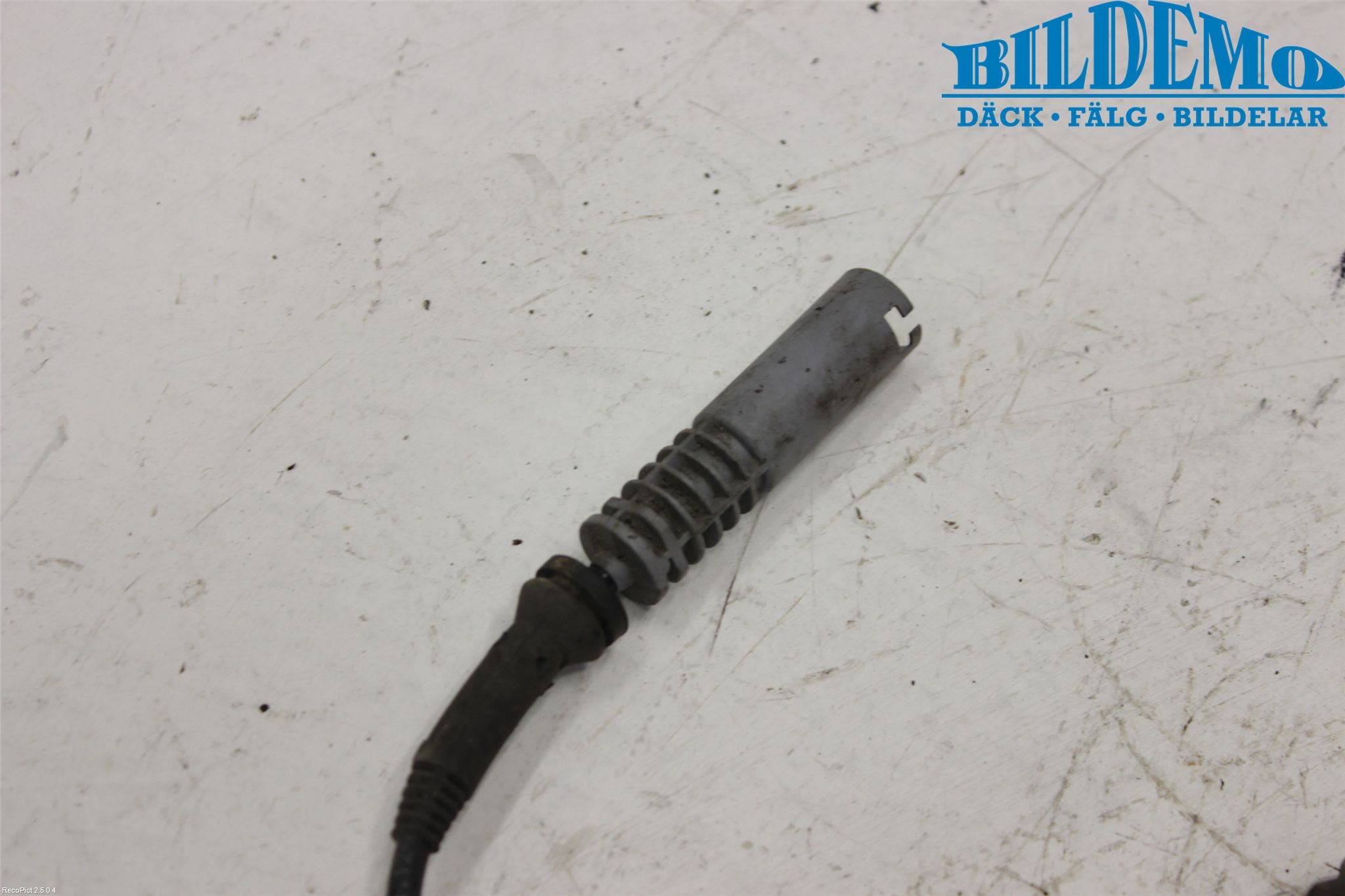 BMW 5 E60/61 Sed/Tou 02-10 Abs Sensor