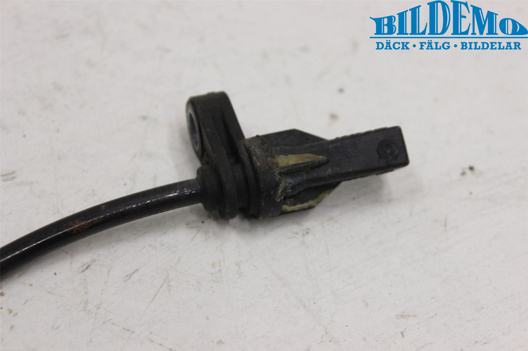 BMW 5 E60/61 Sed/Tou 02-10 Abs Sensor