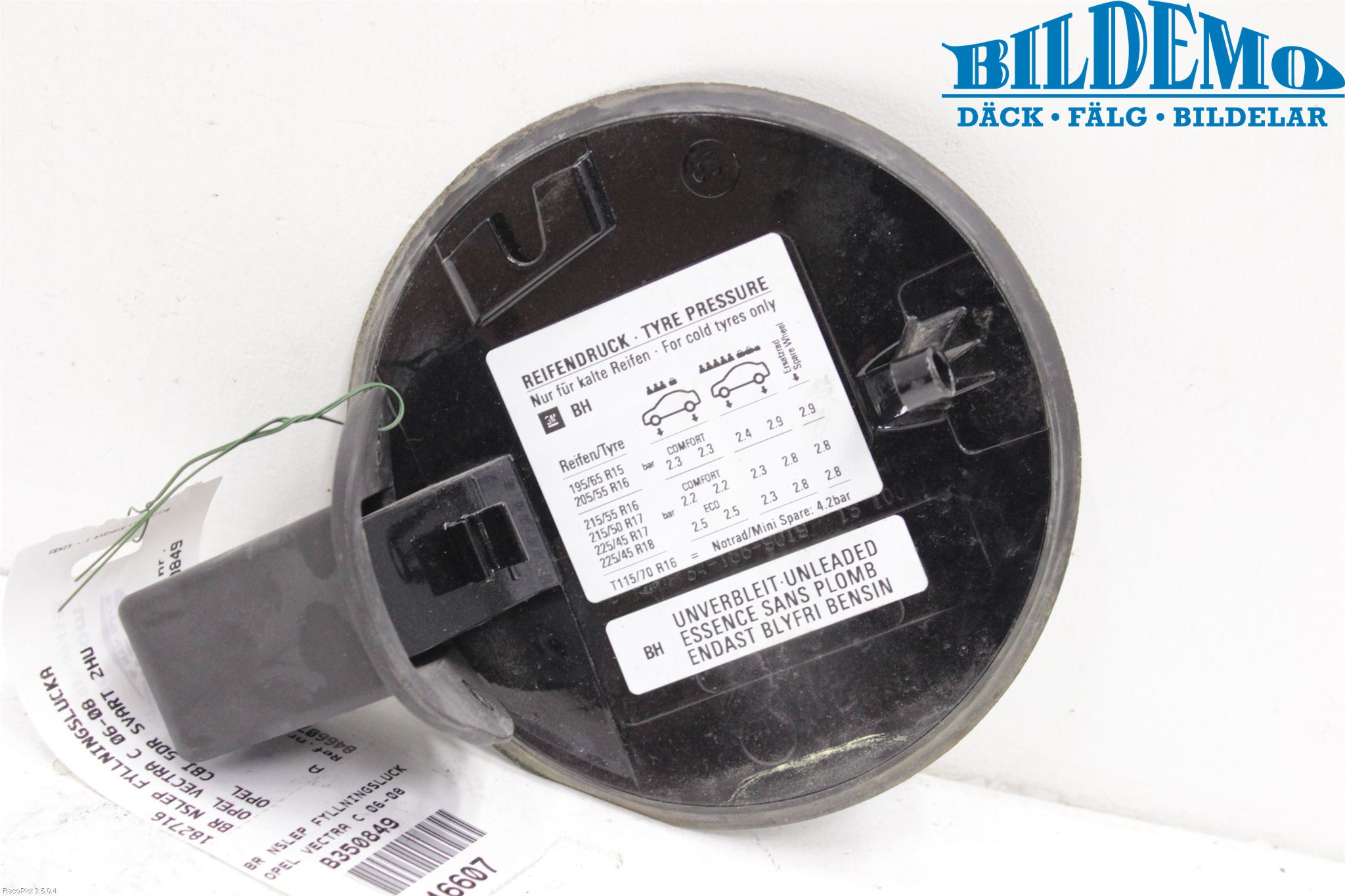 Opel VECTRA C 06-08 Tanklucka