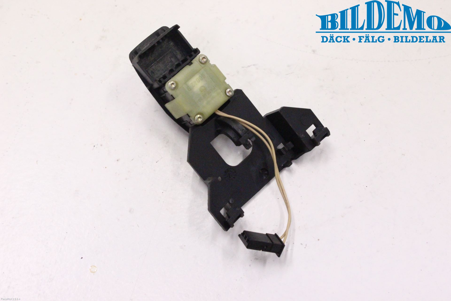 BMW 5 E60/61 Sed/Tou 02-10 Strömställare Övrigt