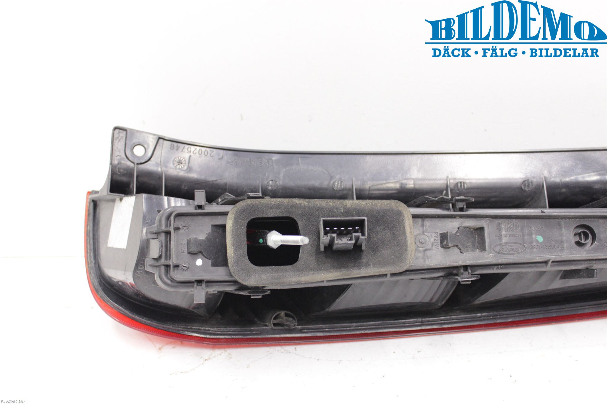 Ford FIESTA     02-05 Bakljus Vänster