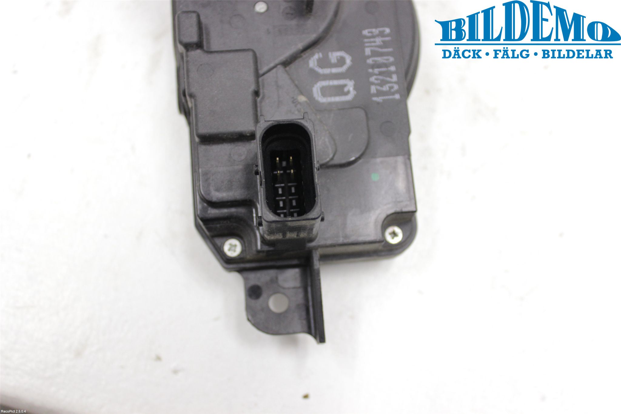 Opel ZAFIRA B 06-14 Låskista-Dörrlås