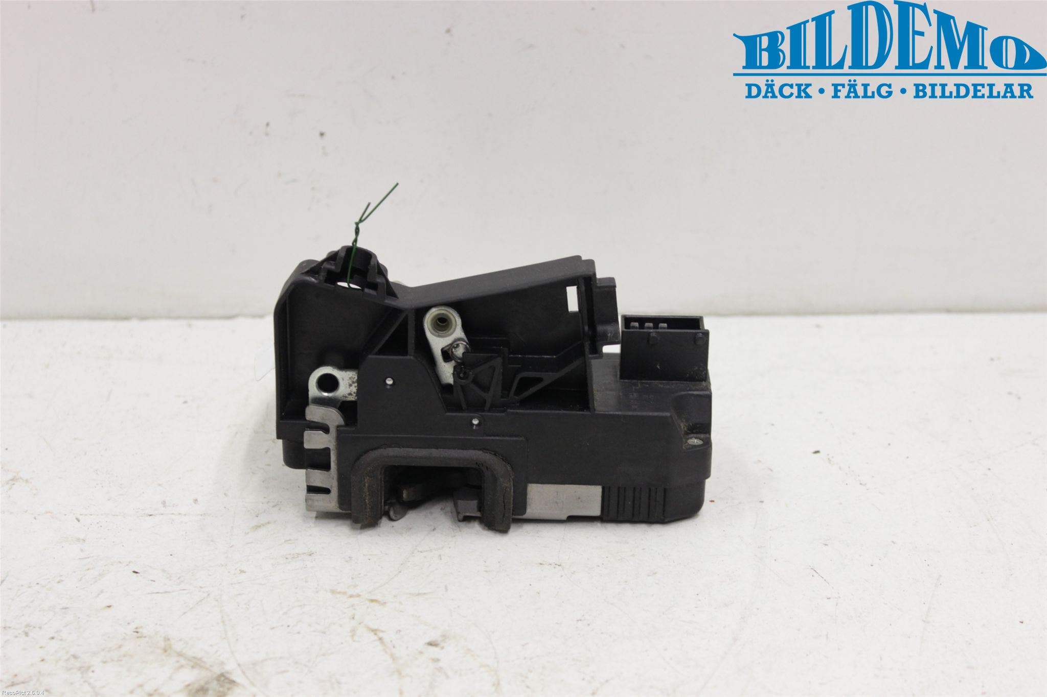 Opel CORSA C 00-06 Låskista-Dörrlås