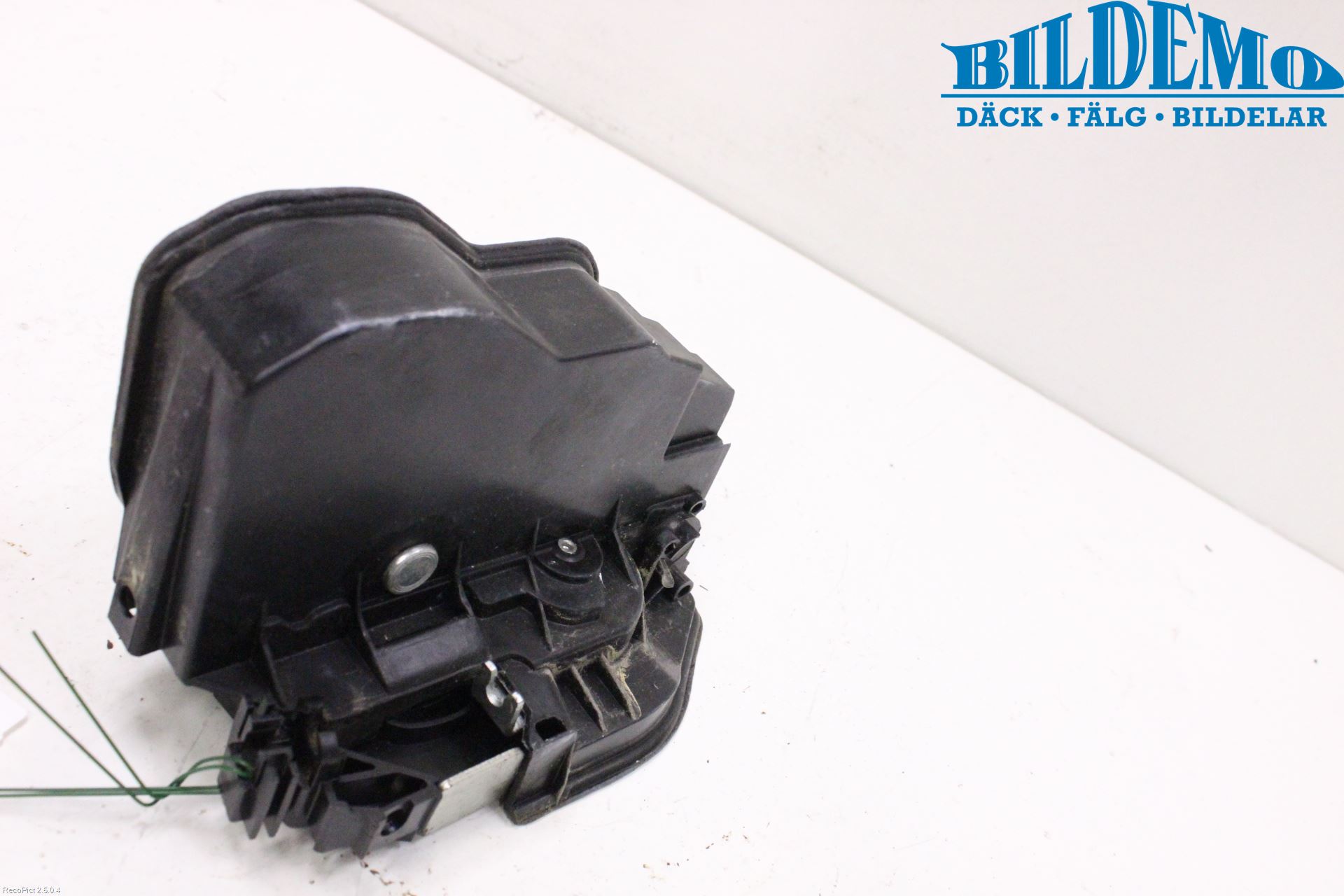 BMW 5 E60/61 Sed/Tou 02-10 Låskista-Dörrlås