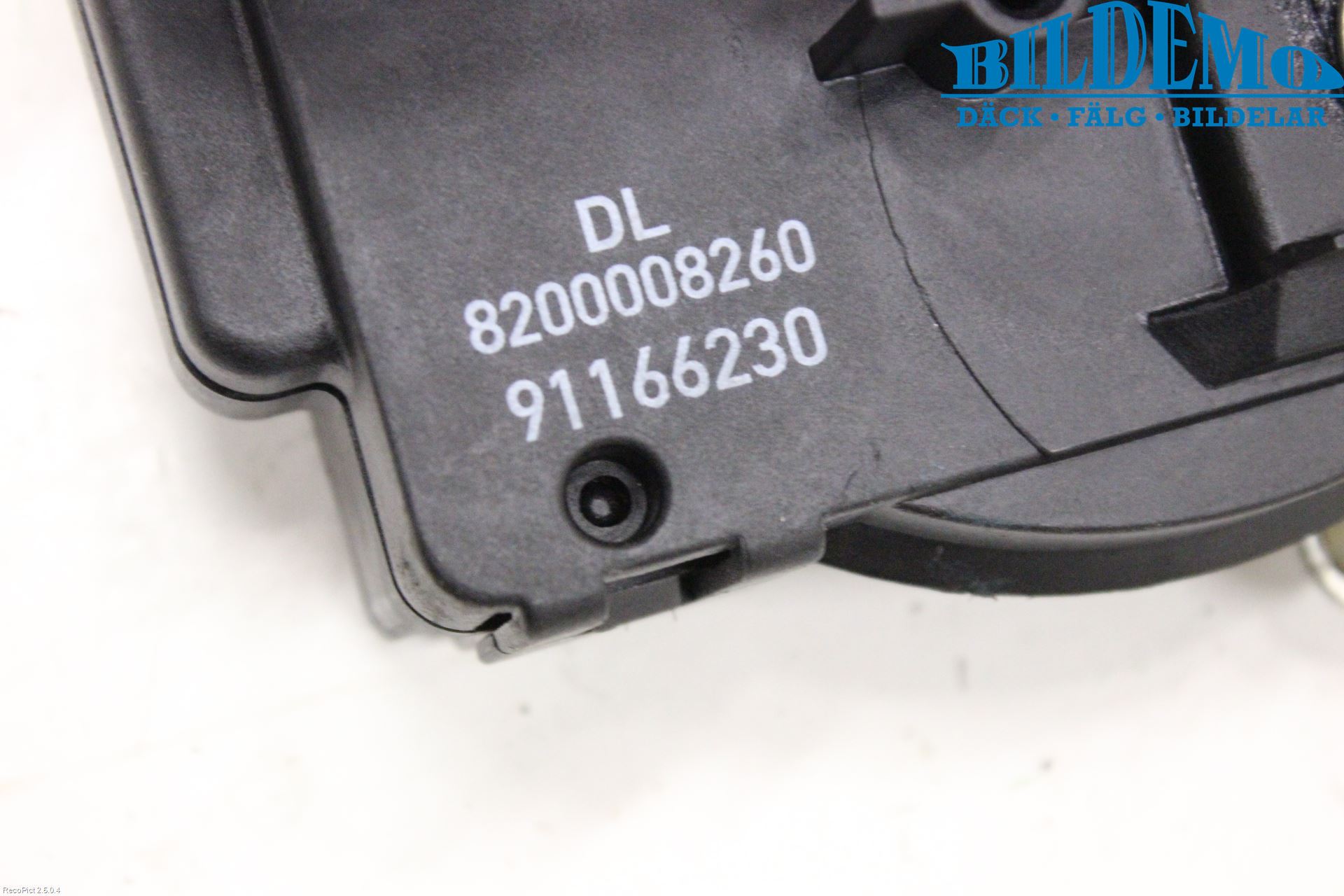 Opel VIVARO 01-14 Låskista-Dörrlås