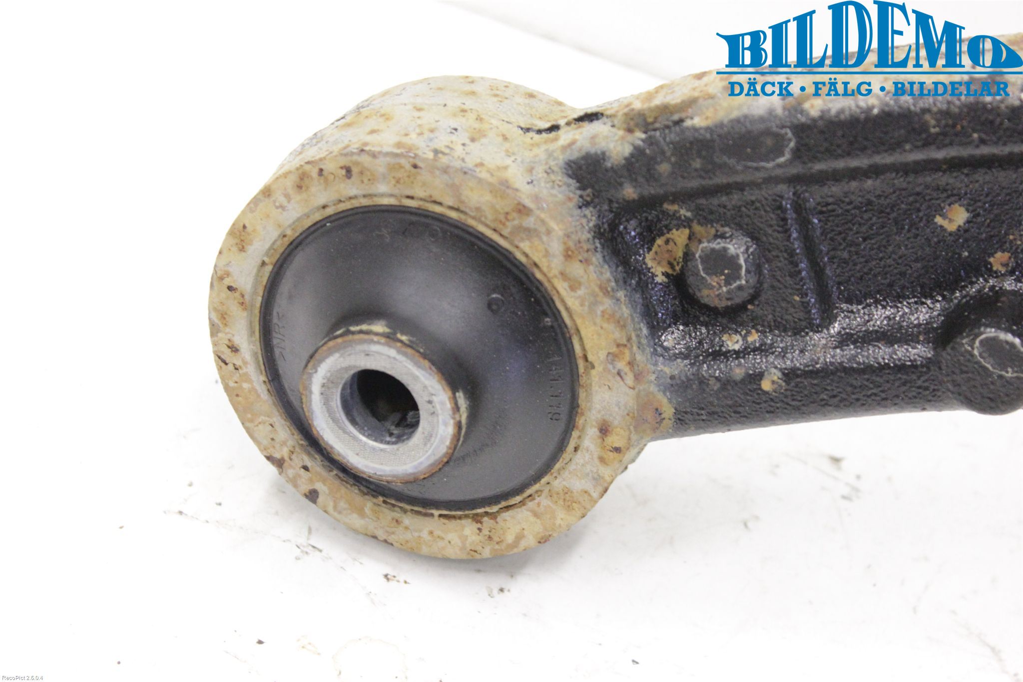 Renault MASTER III  10-14 Bärarm Fram Undre Vä