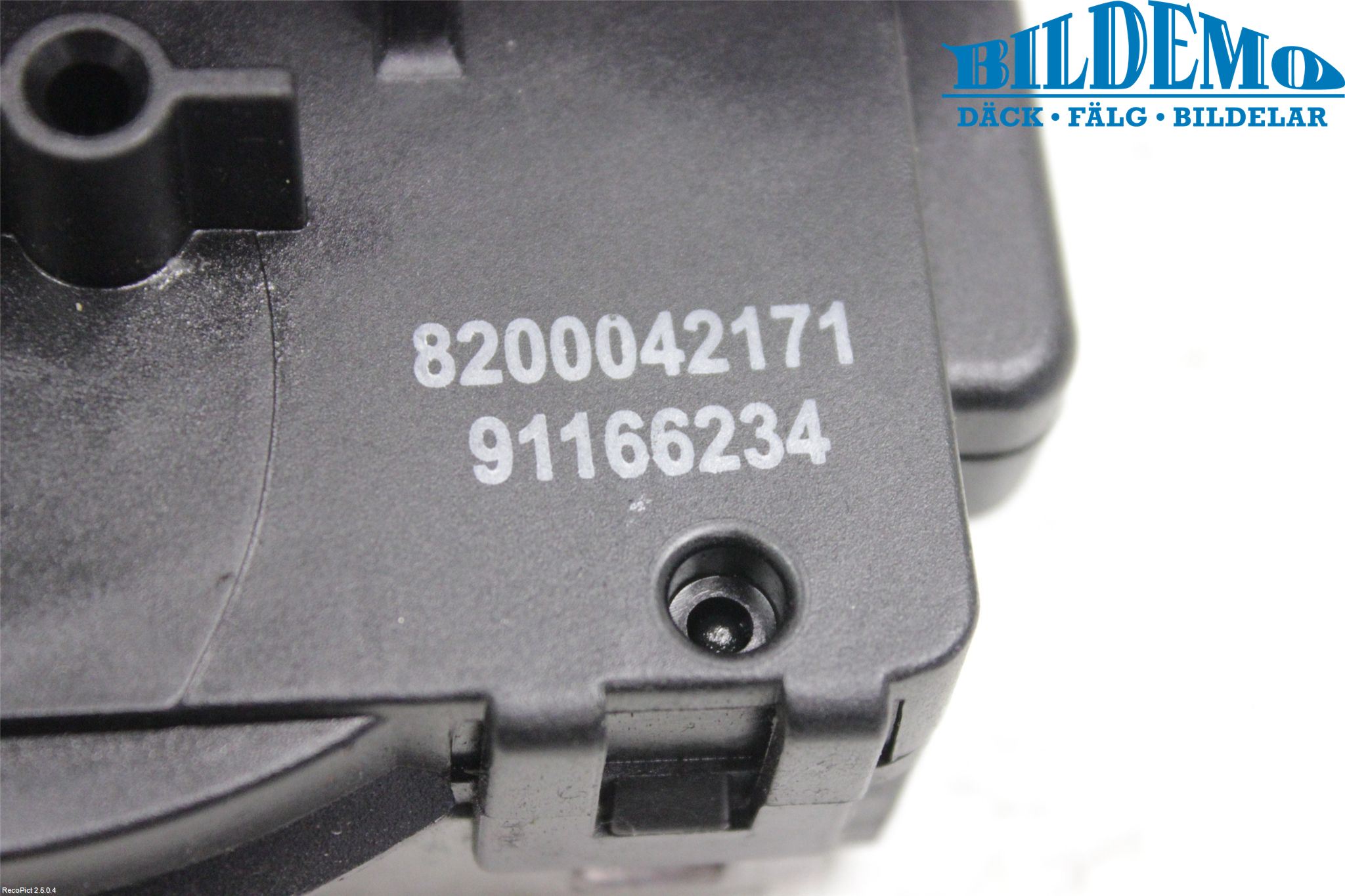 Opel VIVARO 01-14 Låskista-Dörrlås