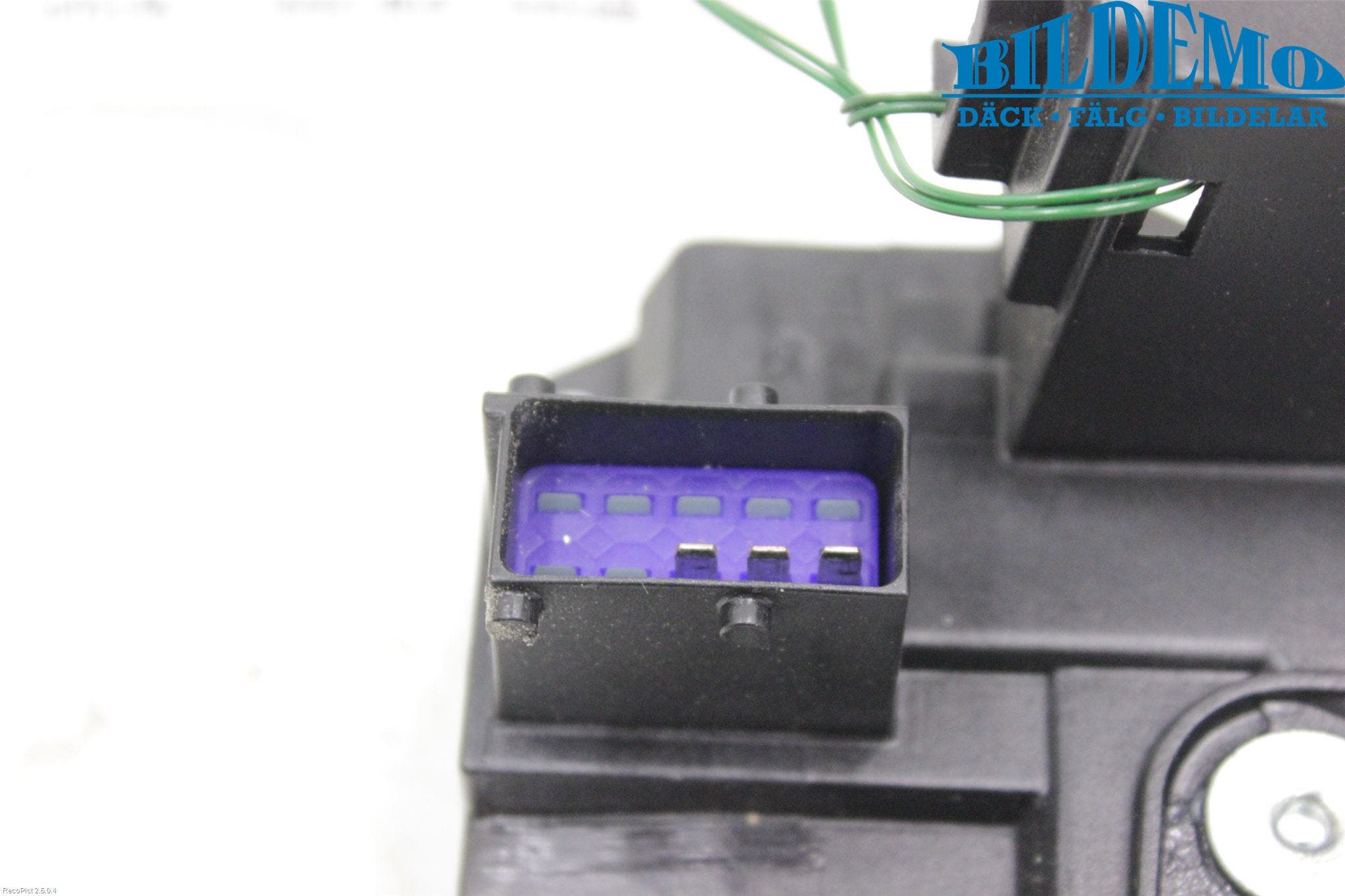 Opel VIVARO 01-14 Låskista-Dörrlås