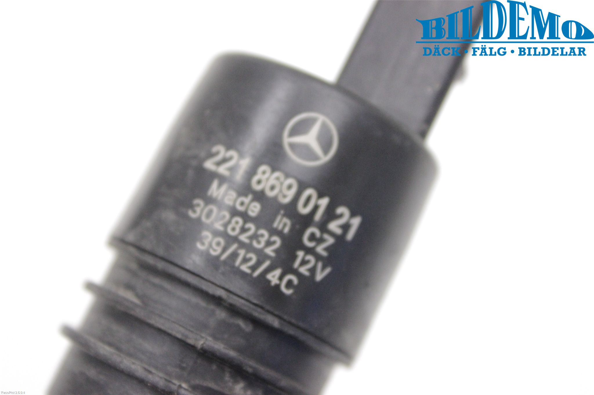 Mercedes-Benz MB E-KLASS (W212) 09-16 Spolarpump Vindruta