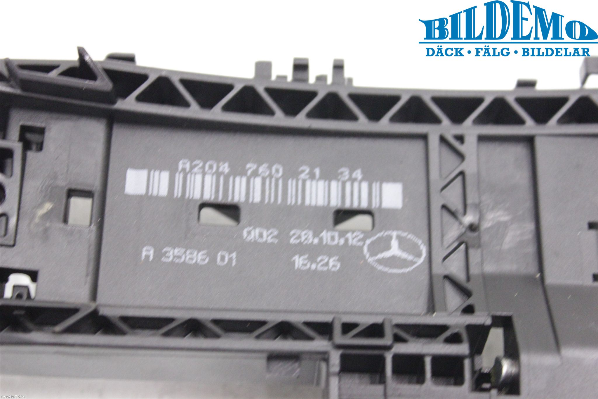 Mercedes-Benz MB E-KLASS (W212) 09-16 Dörrhandtag Yttre Vä